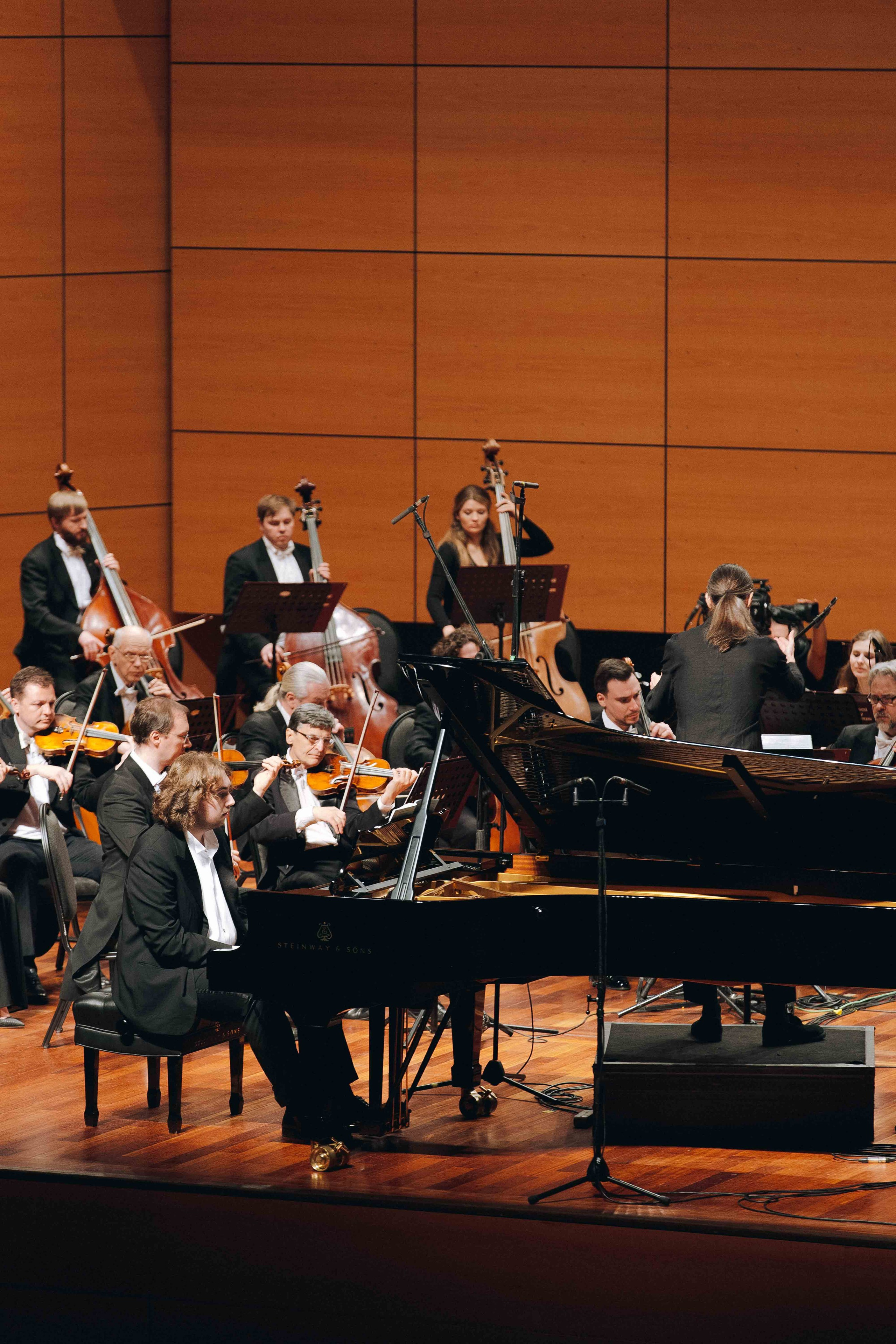 The Tchaikovsky Academic Grand Symphony Orchestra in Istanbul. Wedding&Event photographer Ismail Rzayev in Baku