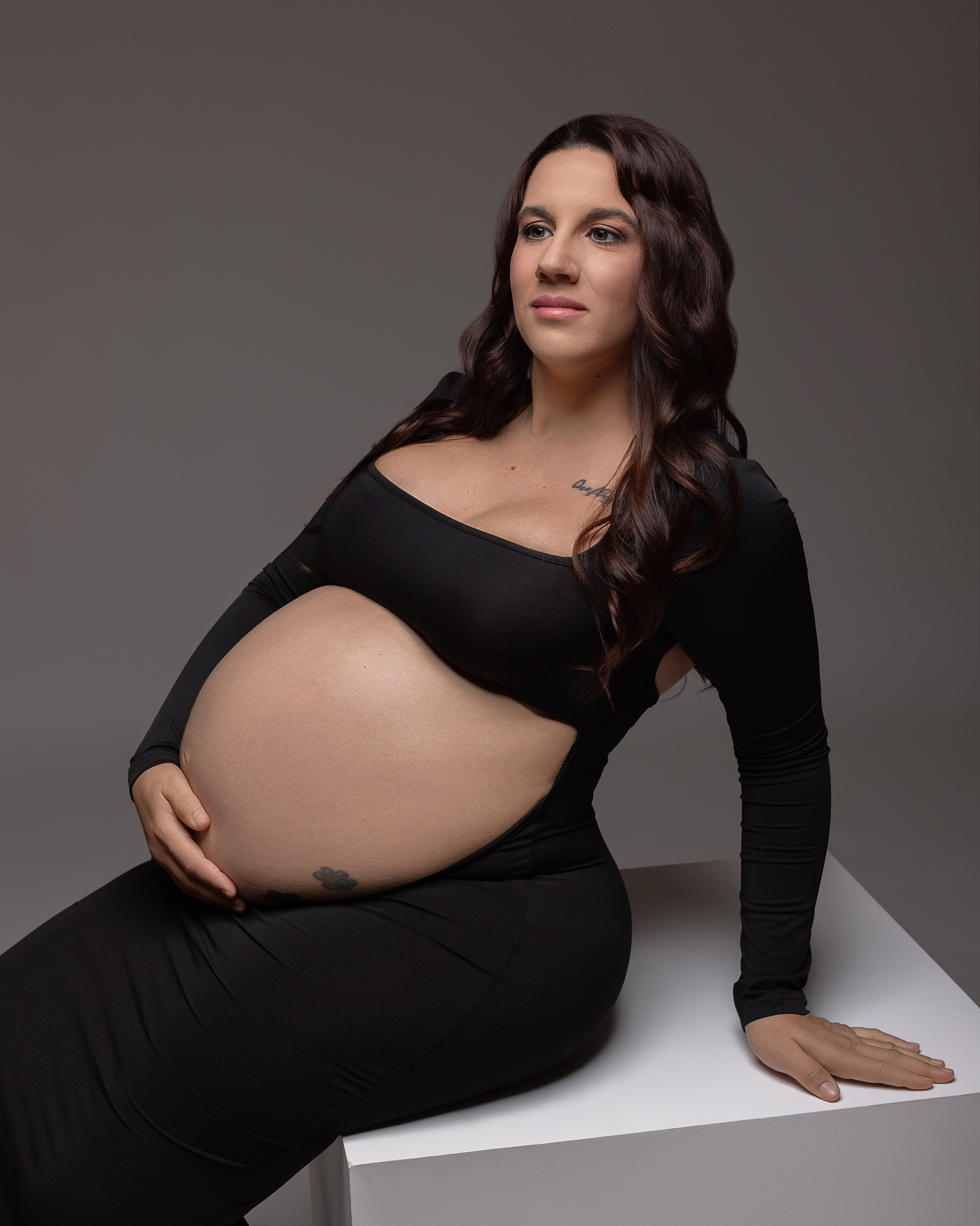 Sesiones de Fotografía de Embarazo y Maternidad en Estudio y exteriores , esperando bebes , futuras mamas