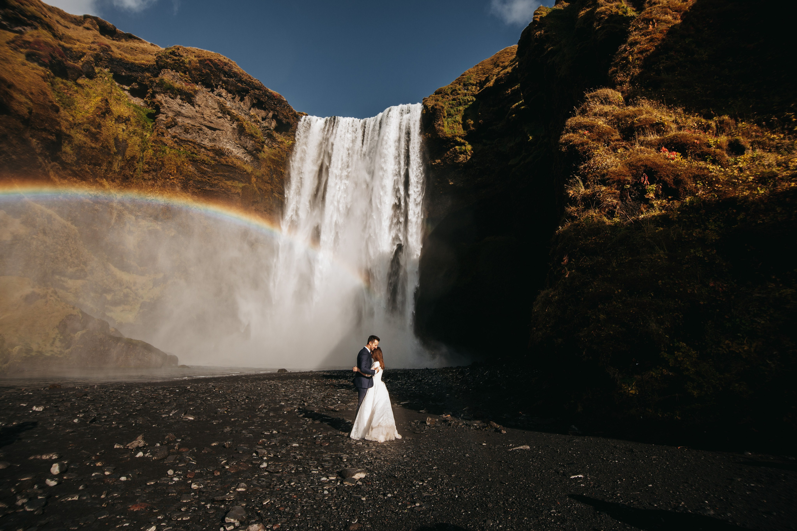 B & A. Fotograf Nunta Iasi - Hearts & Pictures