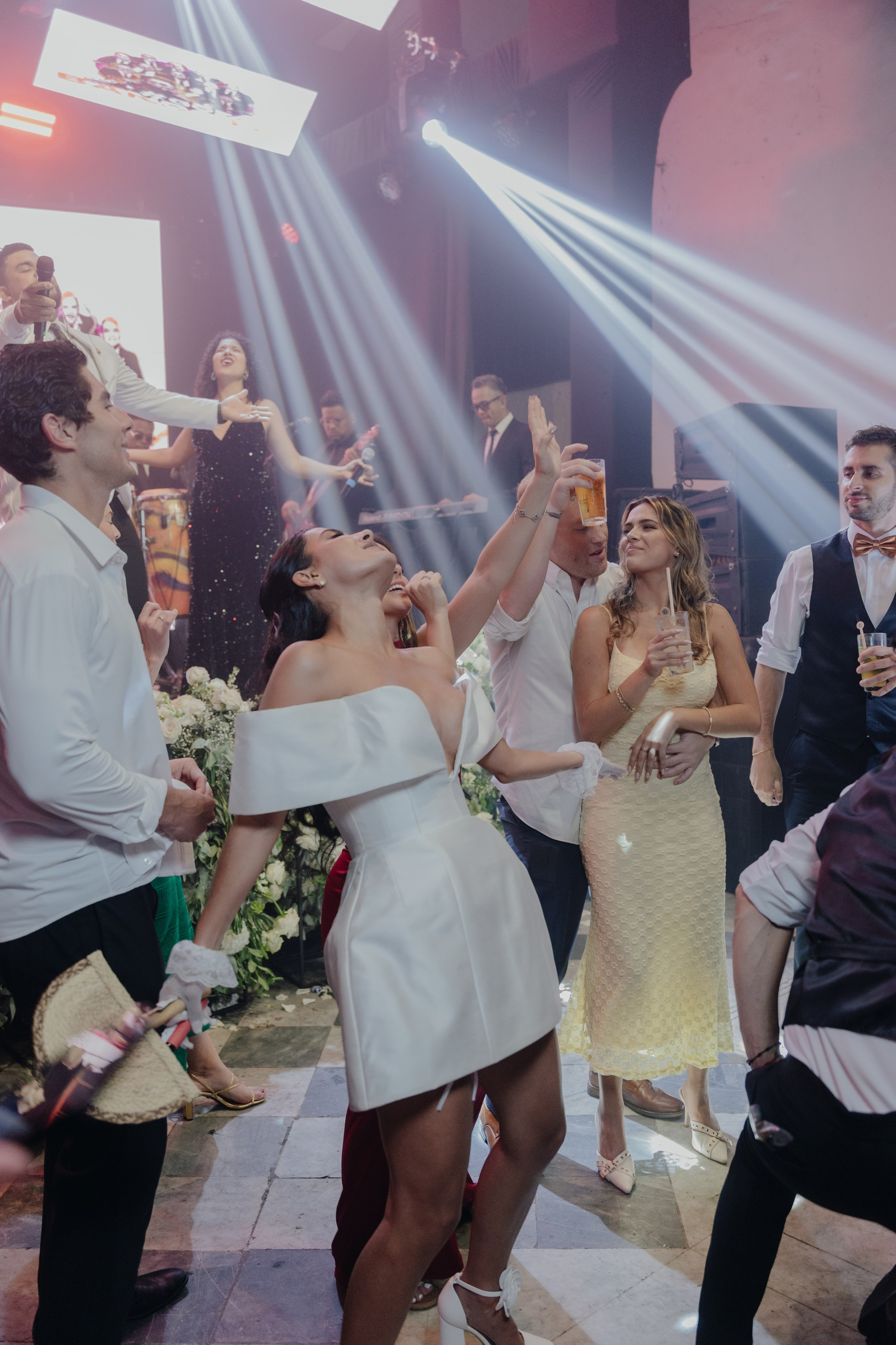 Sofia & Stefan. UNTERCIO BODAS