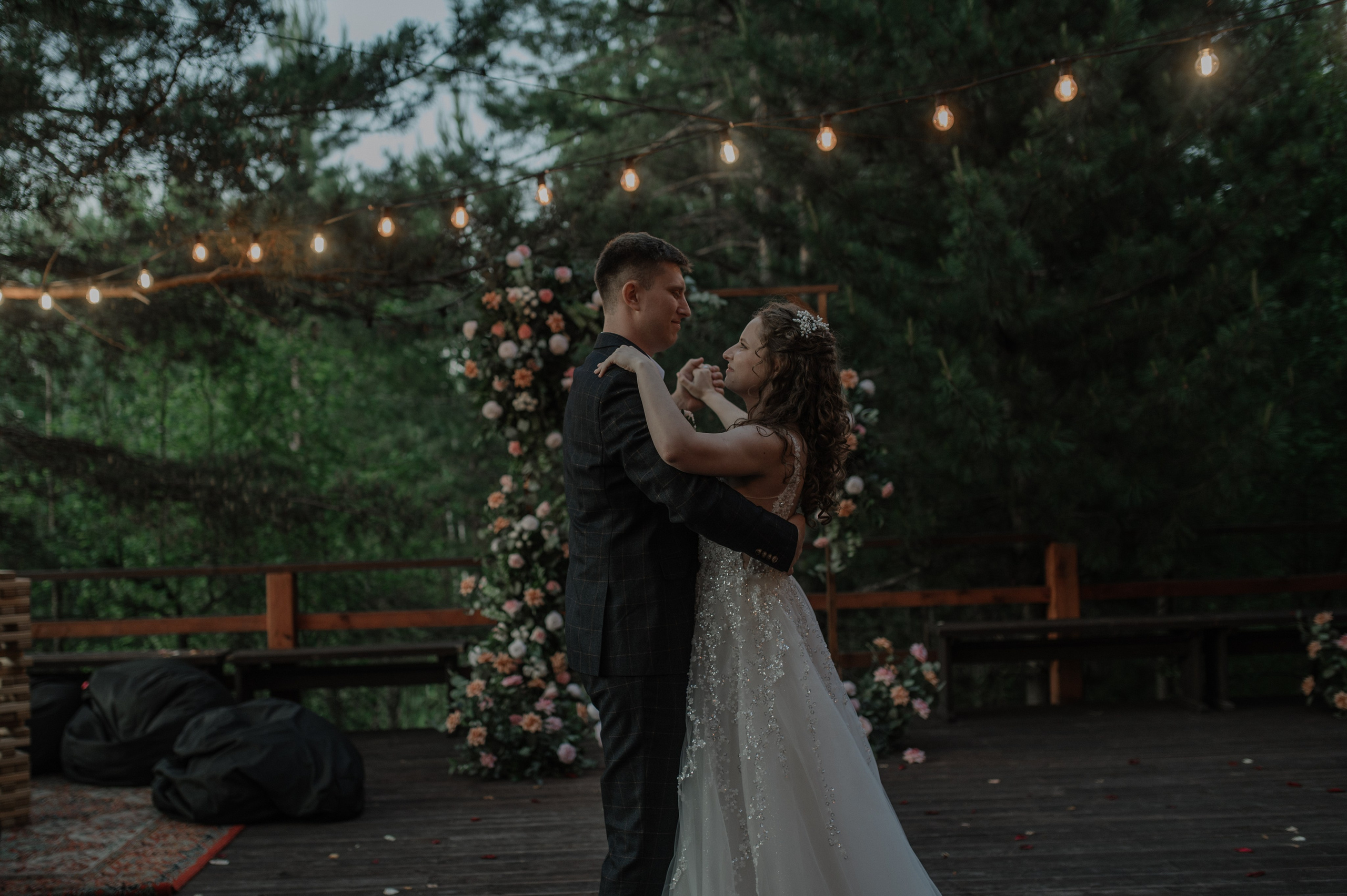 Party. Wedding and commercial photographer