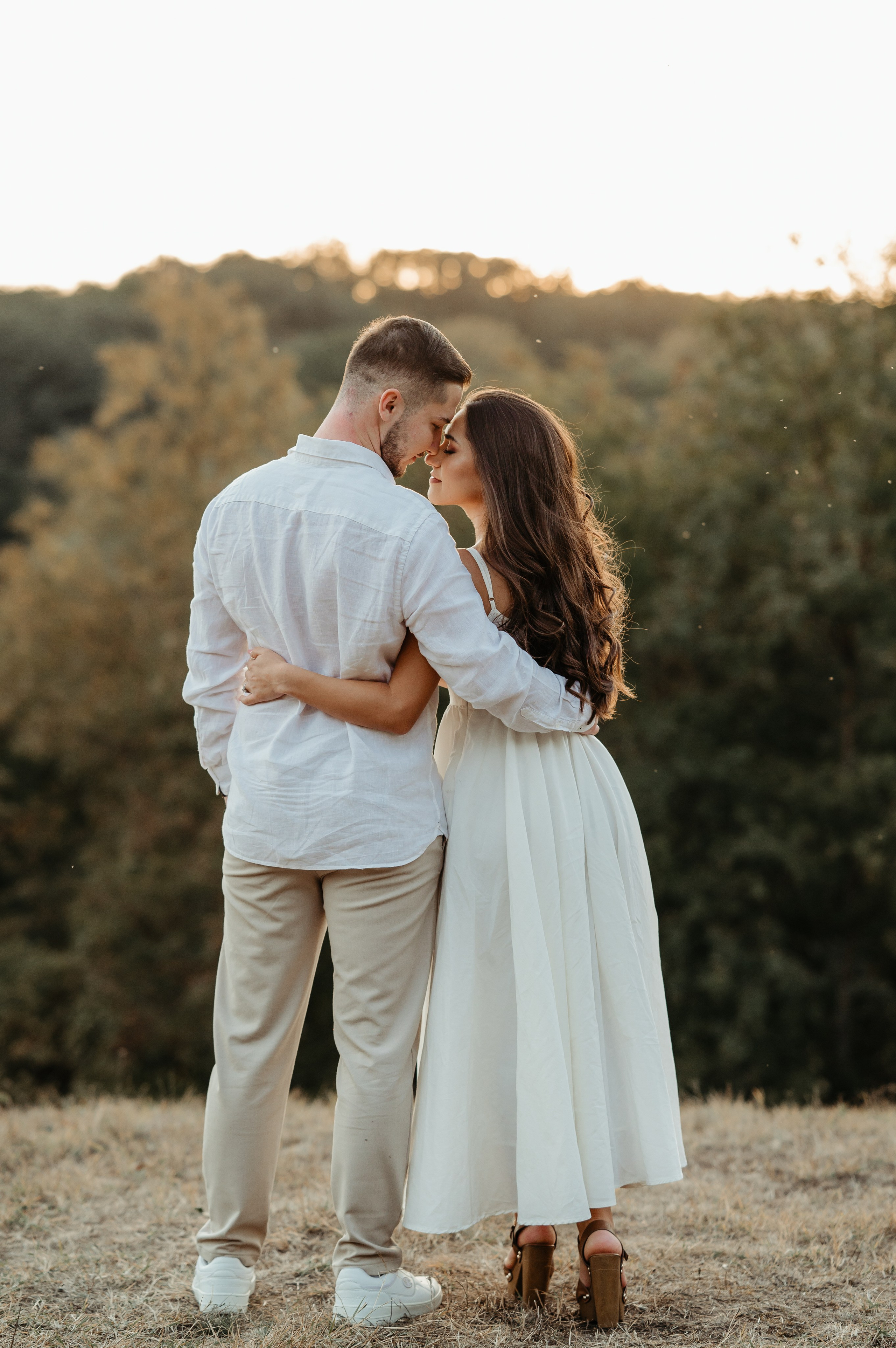 Sedinta foto save the date la apus. Proud Vision Weddings | Wedding Photography & Film — Servicii profesionale Foto Video Nunta Iasi