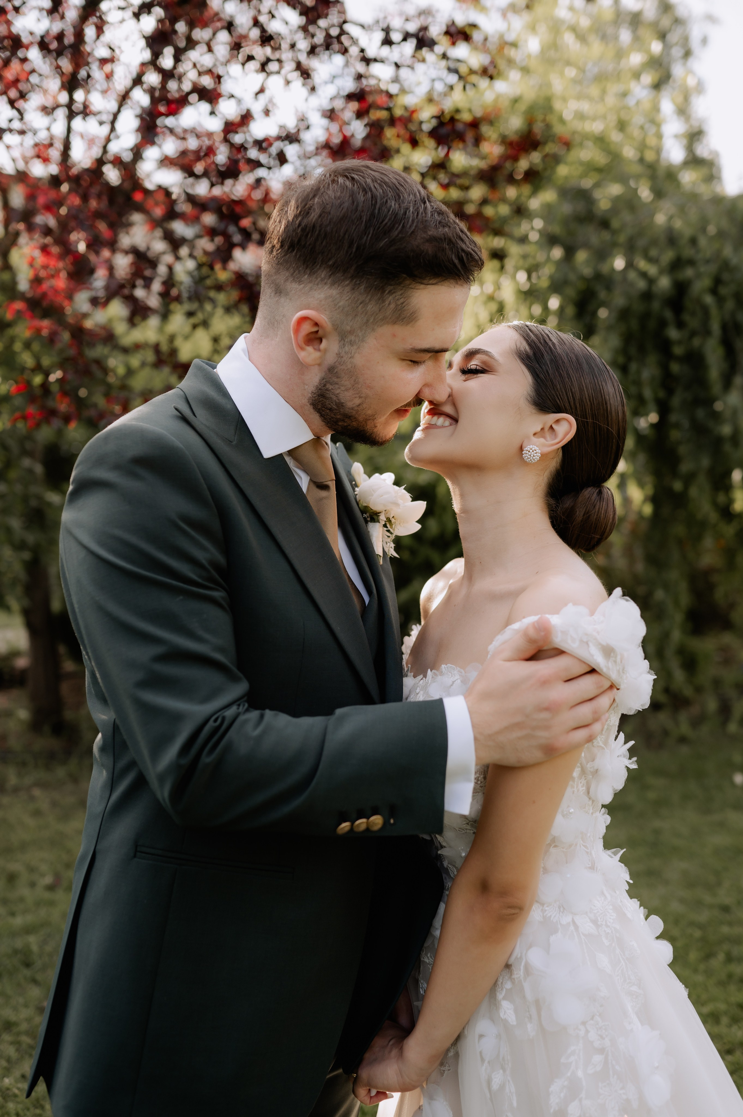 Nunta la Hotel Capitol Iasi. Proud Vision Weddings | Wedding Photography & Film — Servicii profesionale Foto Video Nunta Iasi