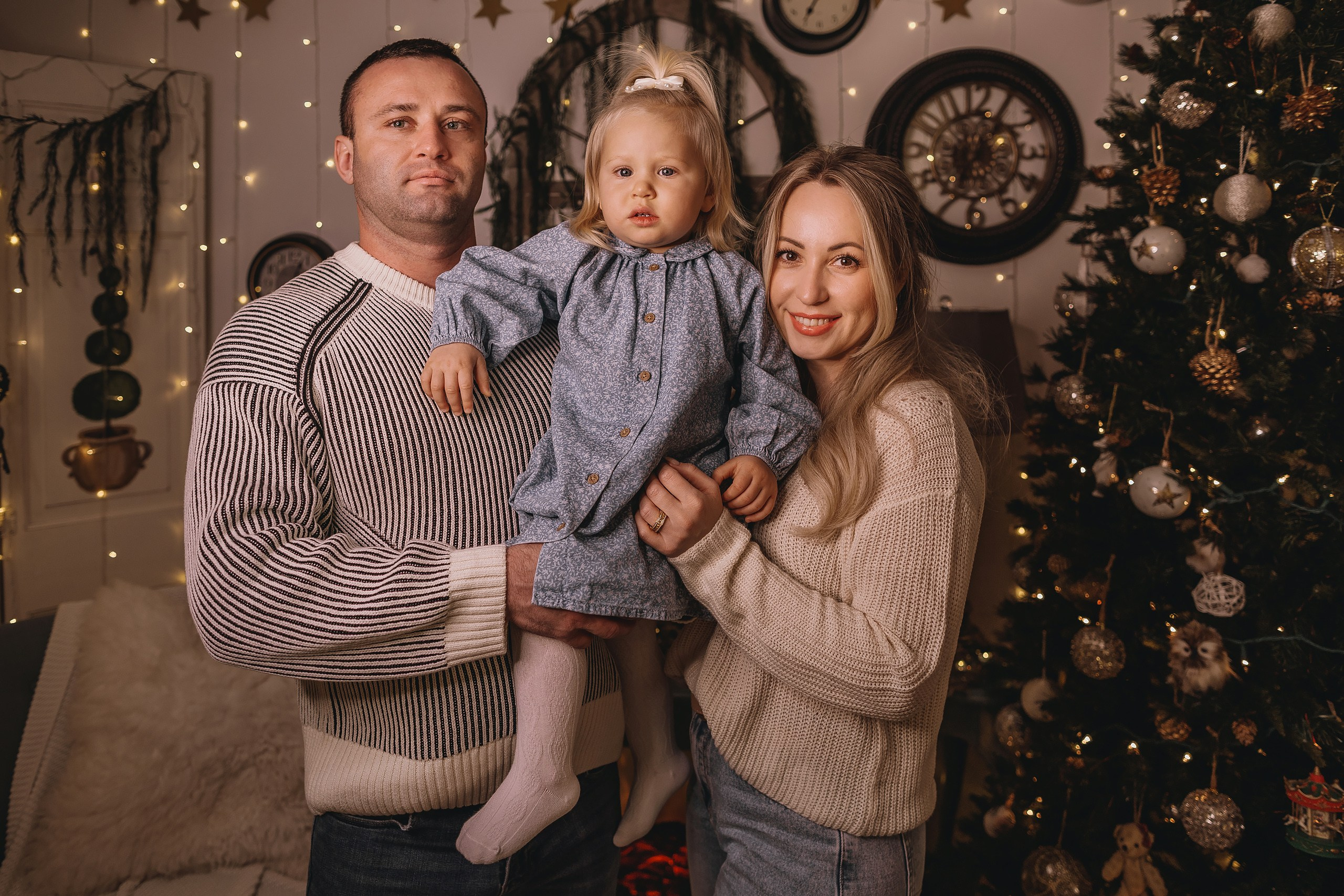 12.08.2025 Christmas Photoshoot. Wedding family event photographer in Chicago Nick Yushevich