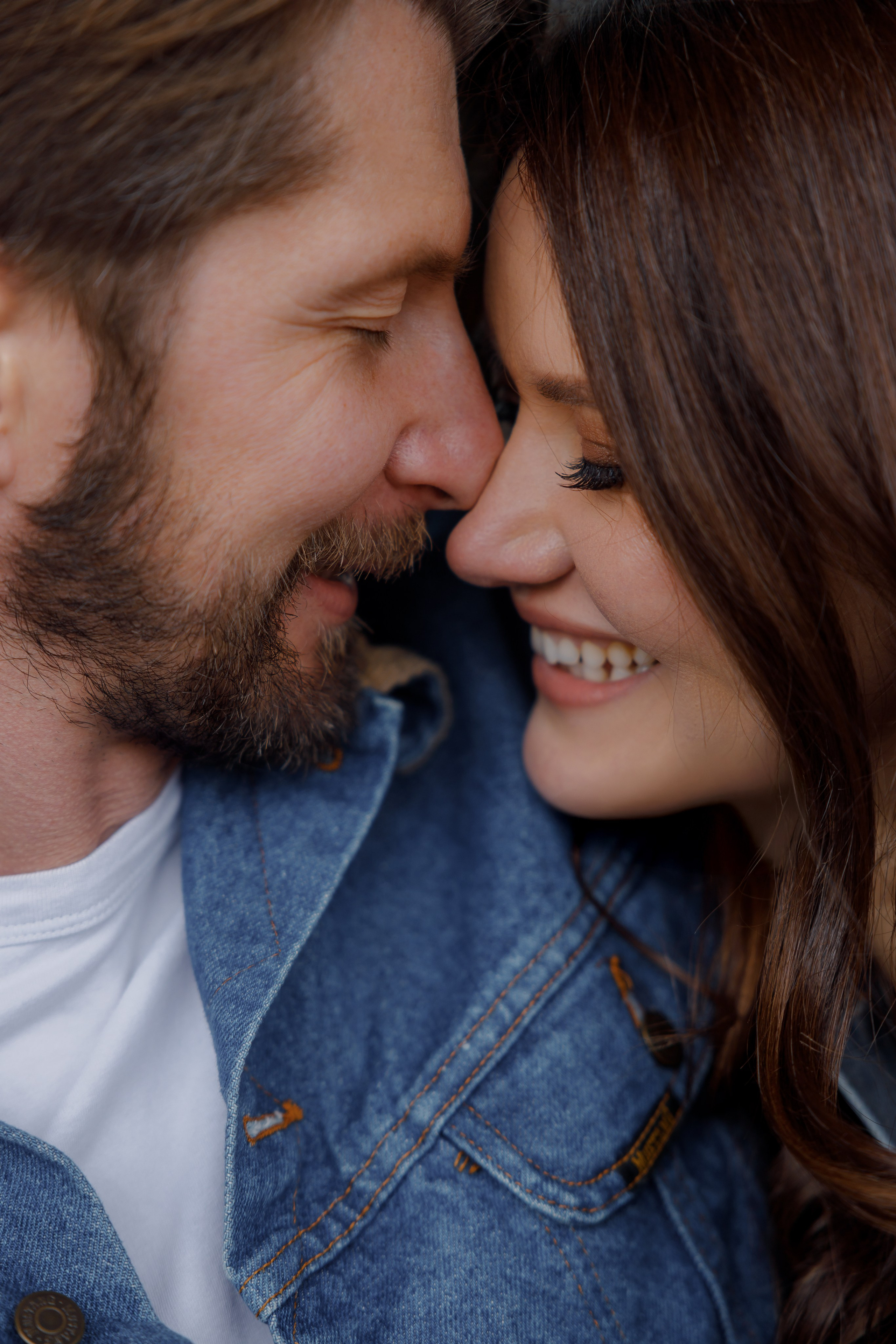 Ski engagement session. Home