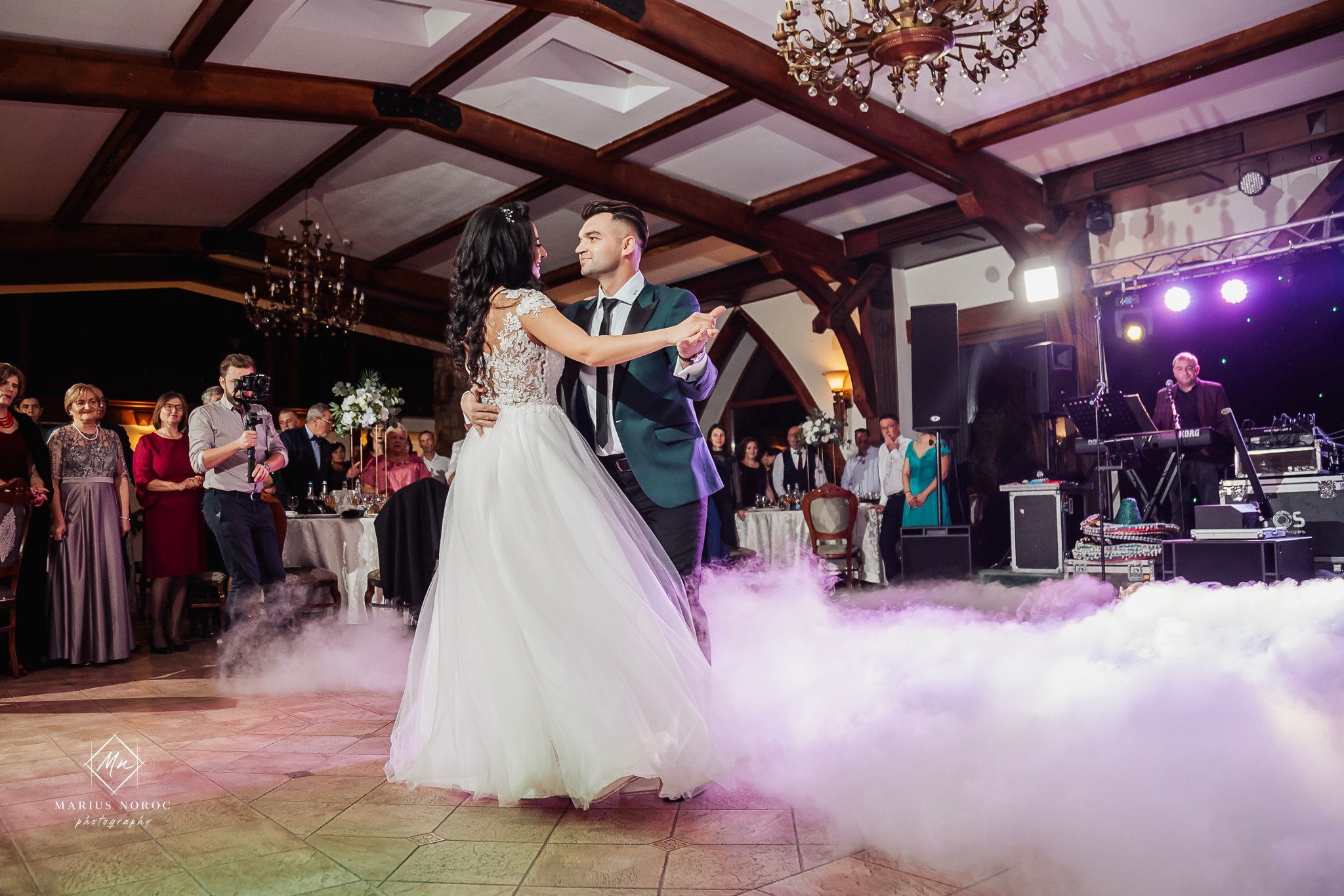 Elena & Petrisor | Hotel Restaurant La Castel Iasi