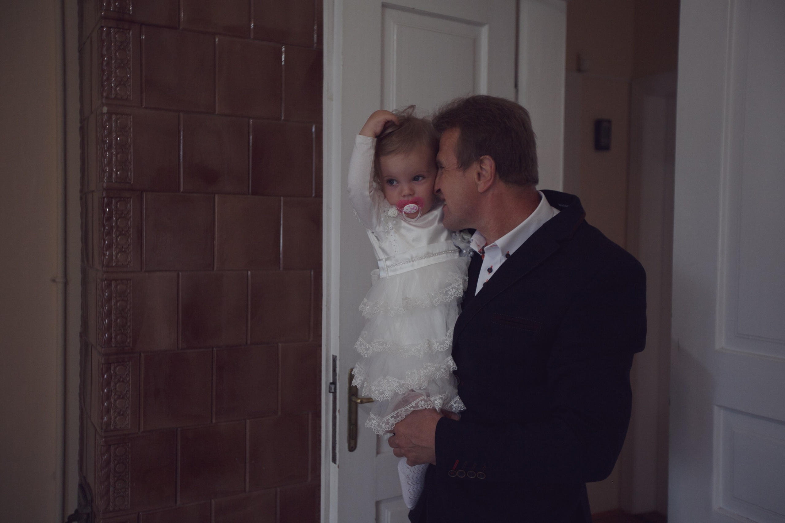 Robert & Andriana, Lviv. Denny Savon — Photographer in Santorini | Weddings, Love Stories & Flying Dress