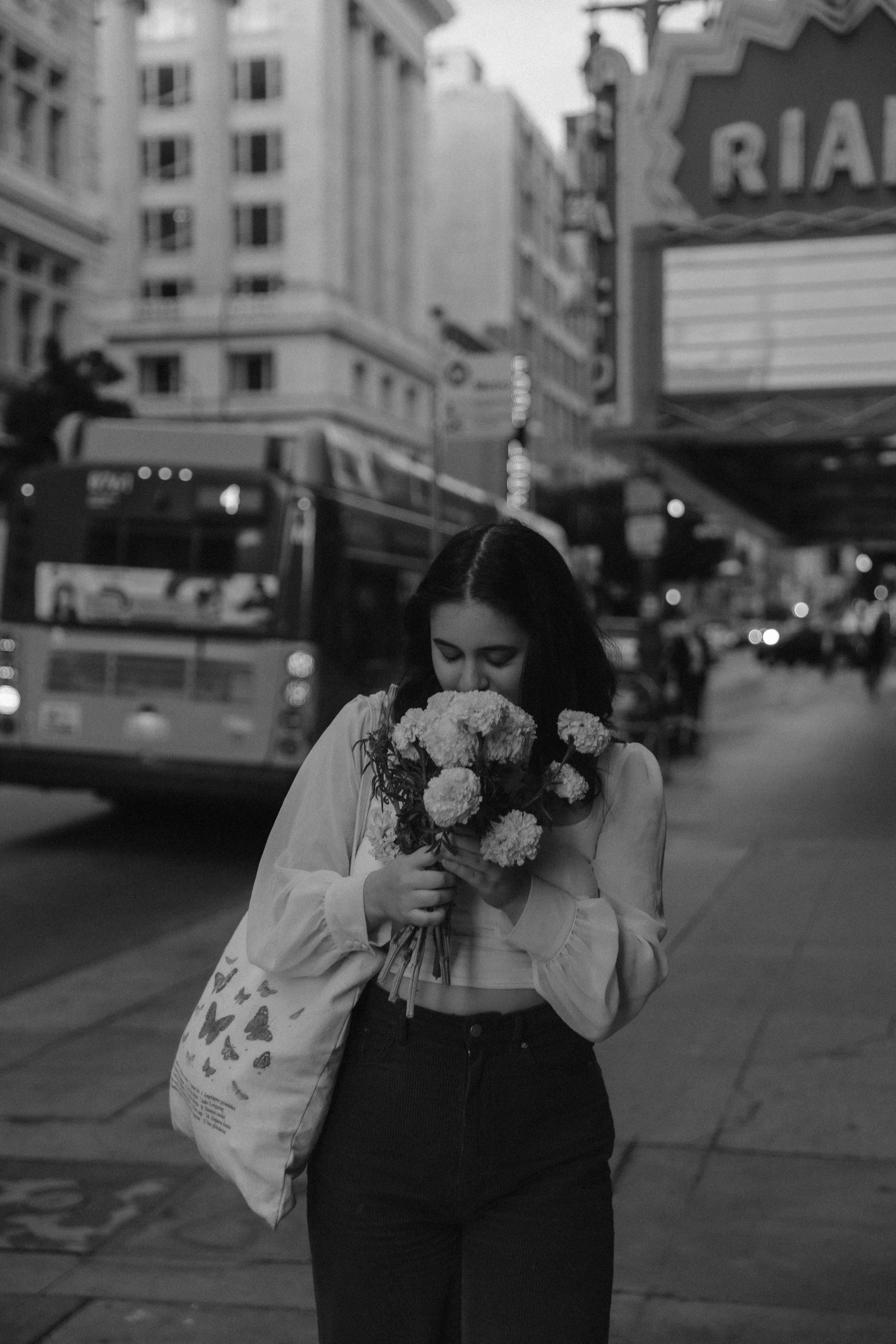 Sarahbeth | DTLA. Photographer in Los Angeles. Julia Ishmuratova