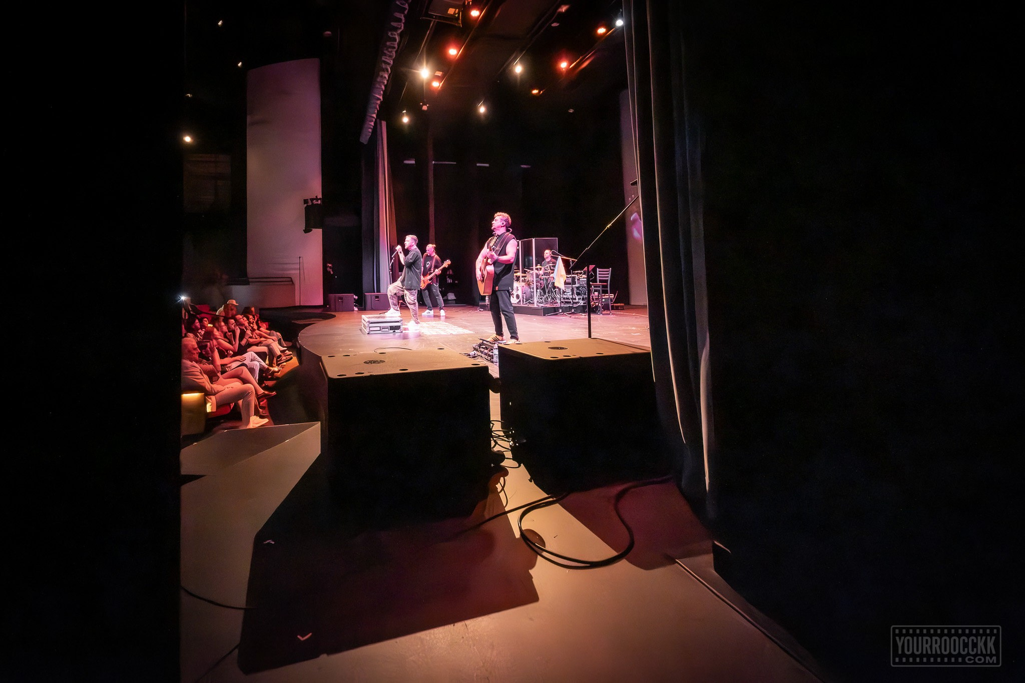 BEZ OBMEZHEN | SACRAMENTO. Reportage concert portrait photography in the San Francisco Bay Area