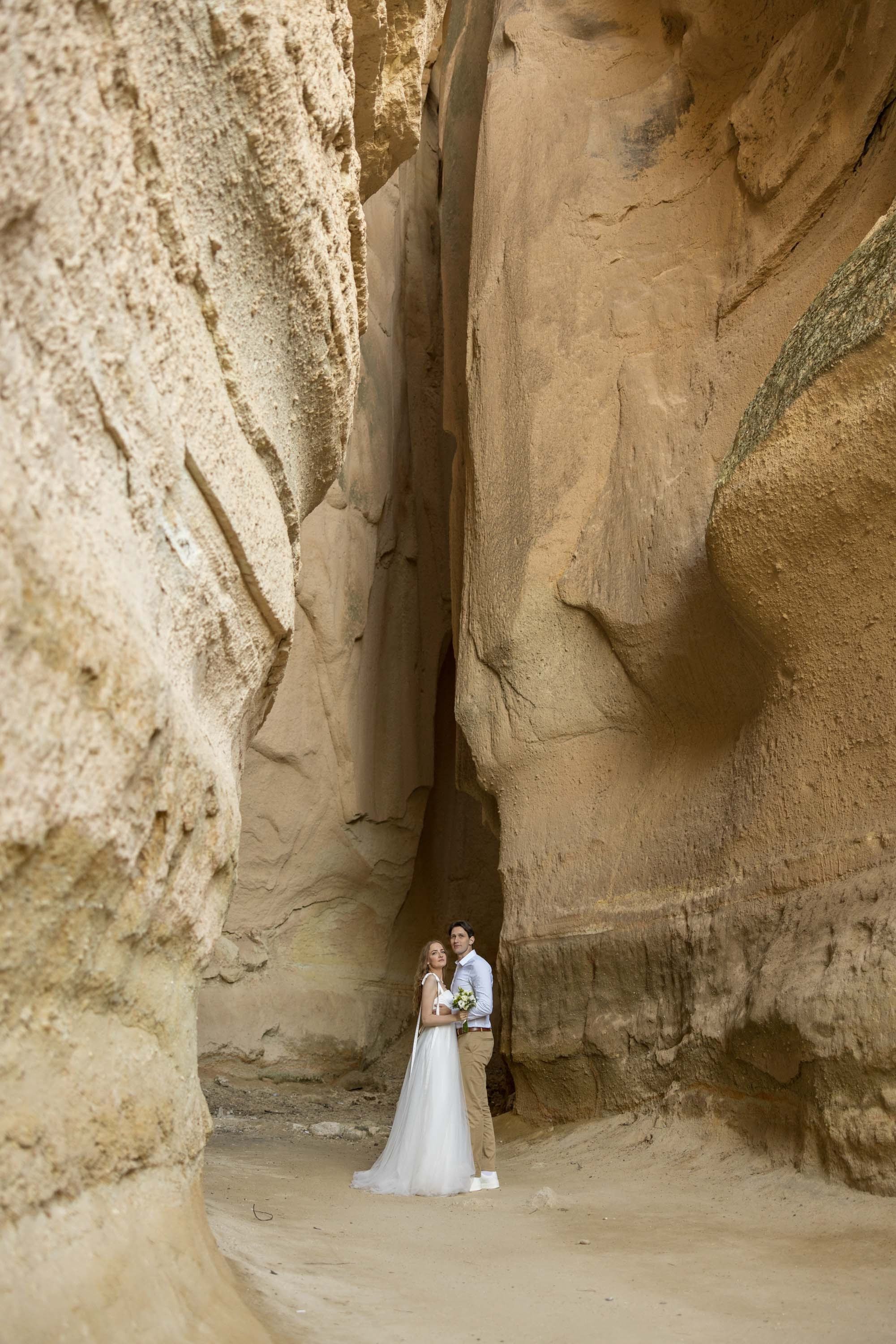 Wedding photo shoot in cappadocia. Julia Ganch I Fashion Wedding Photography I Cappadocia Turkey