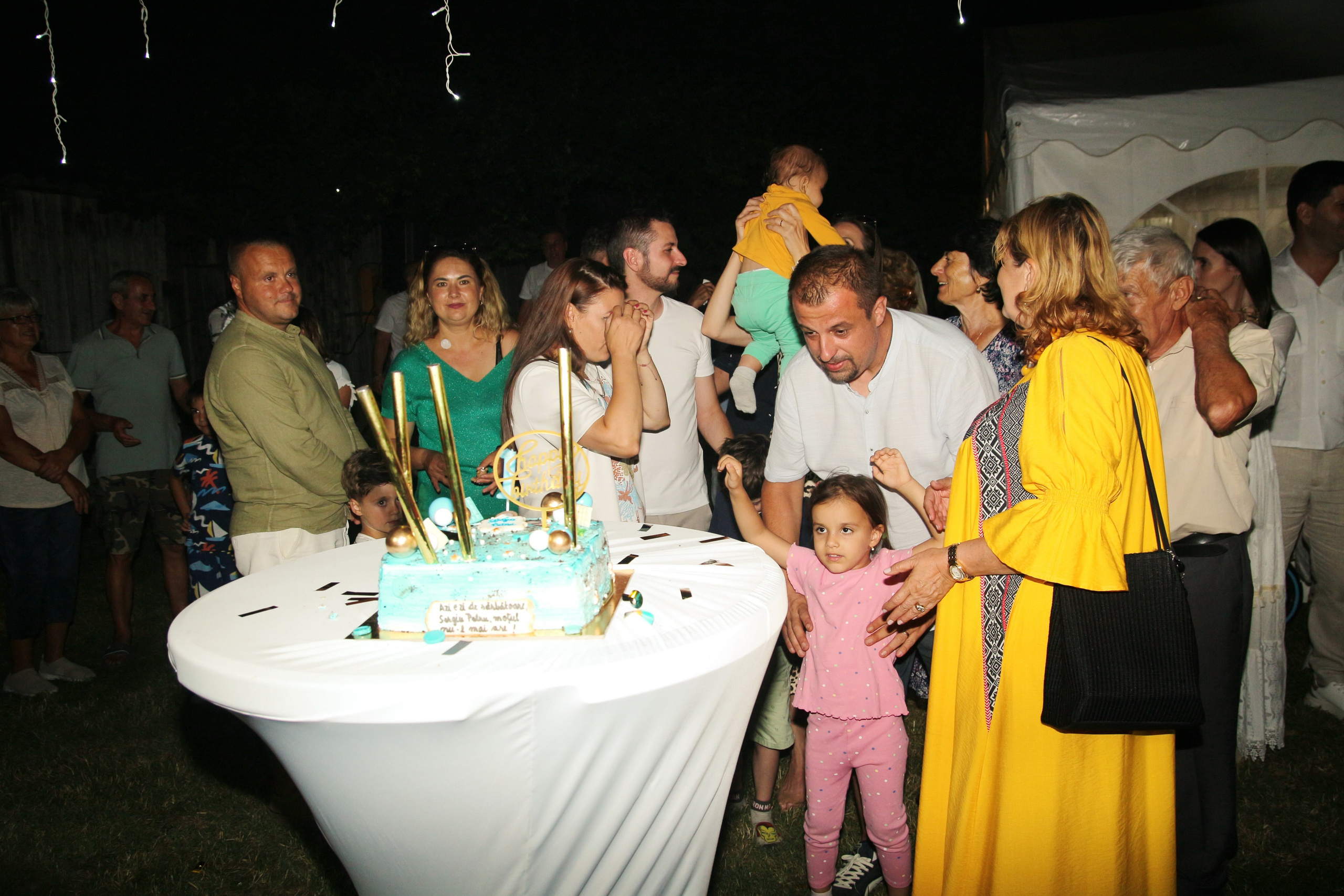 BYZO MEDIA. PETRU BYZO - family and children photographer in ROMANIA