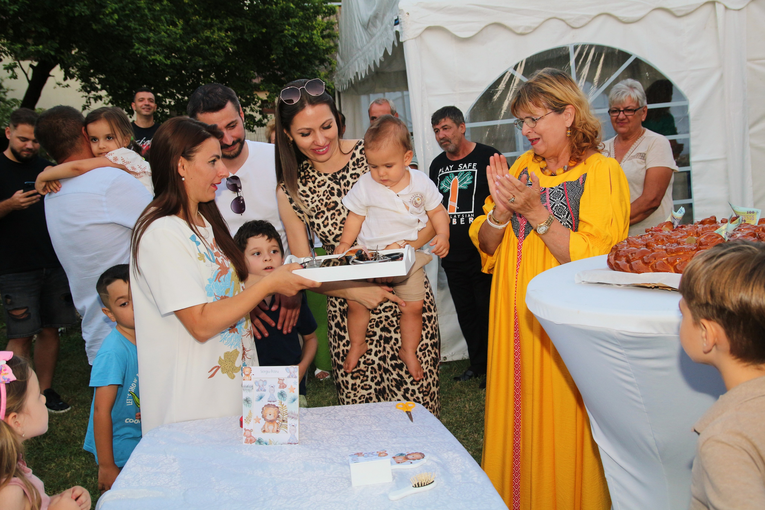 BYZO MEDIA. PETRU BYZO - family and children photographer in ROMANIA