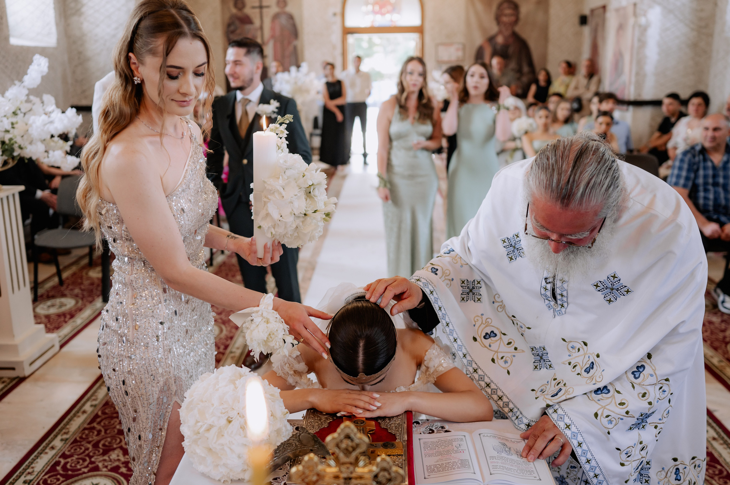 Nunta la Hotel Capitol Iasi. Proud Vision Weddings | Wedding Photography & Film — Servicii profesionale Foto Video Nunta Iasi