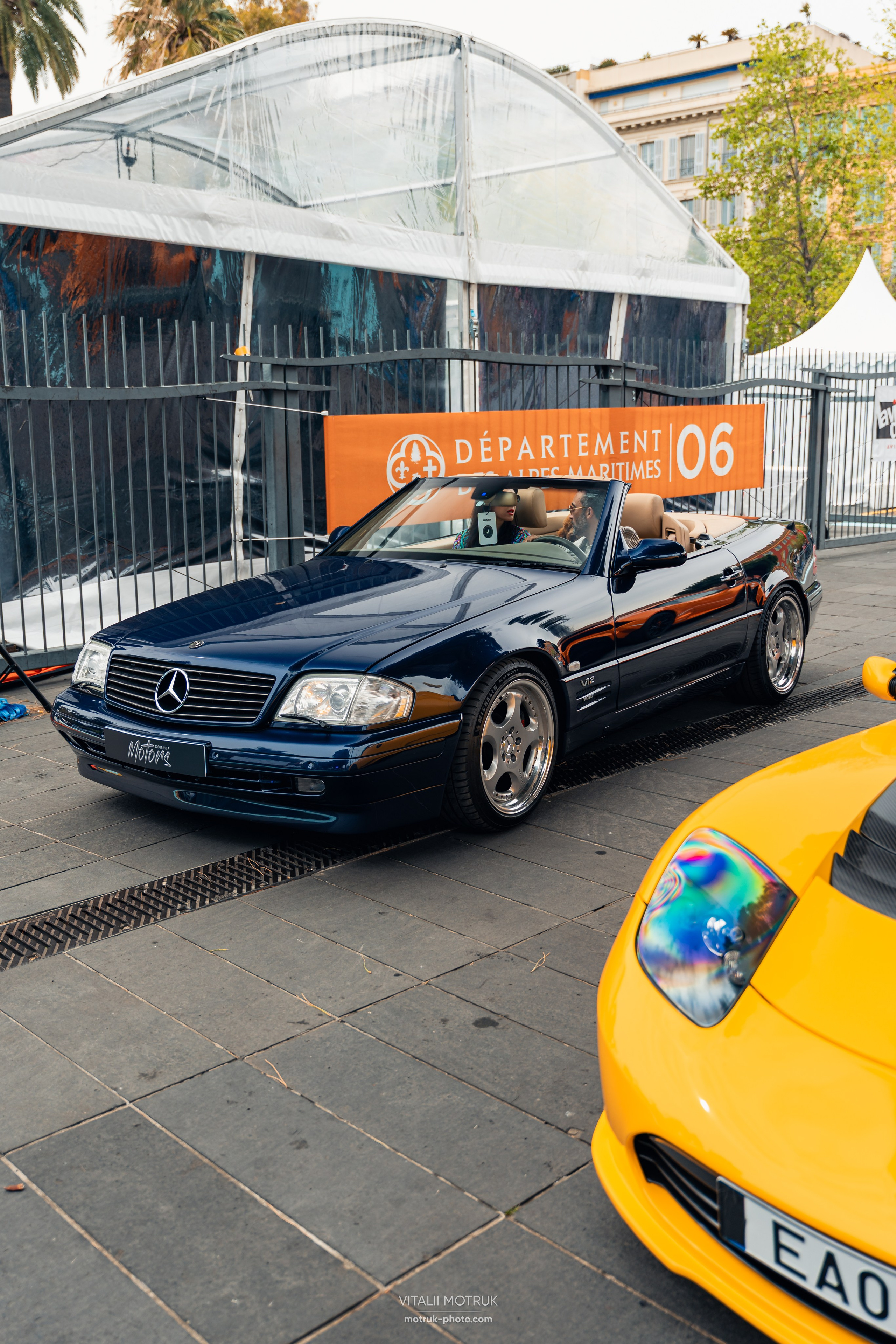 Legends de Nice. Photographe de voitures à Paris — Vitalii Motruk