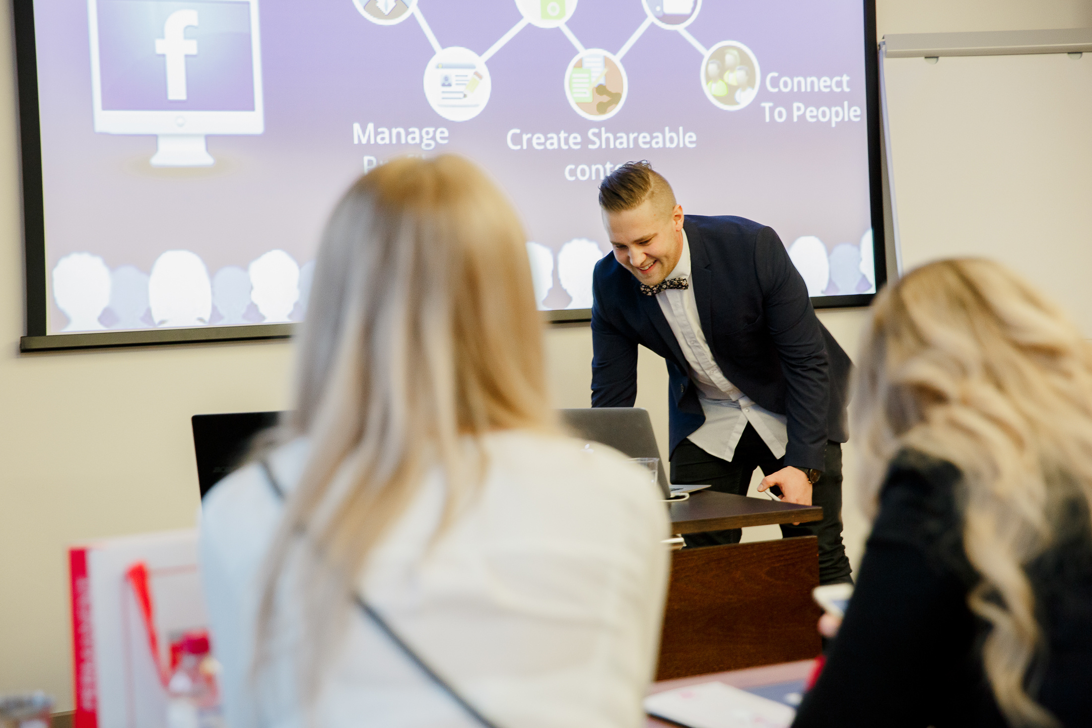 konferenssikuvaus Swiss Color Finland