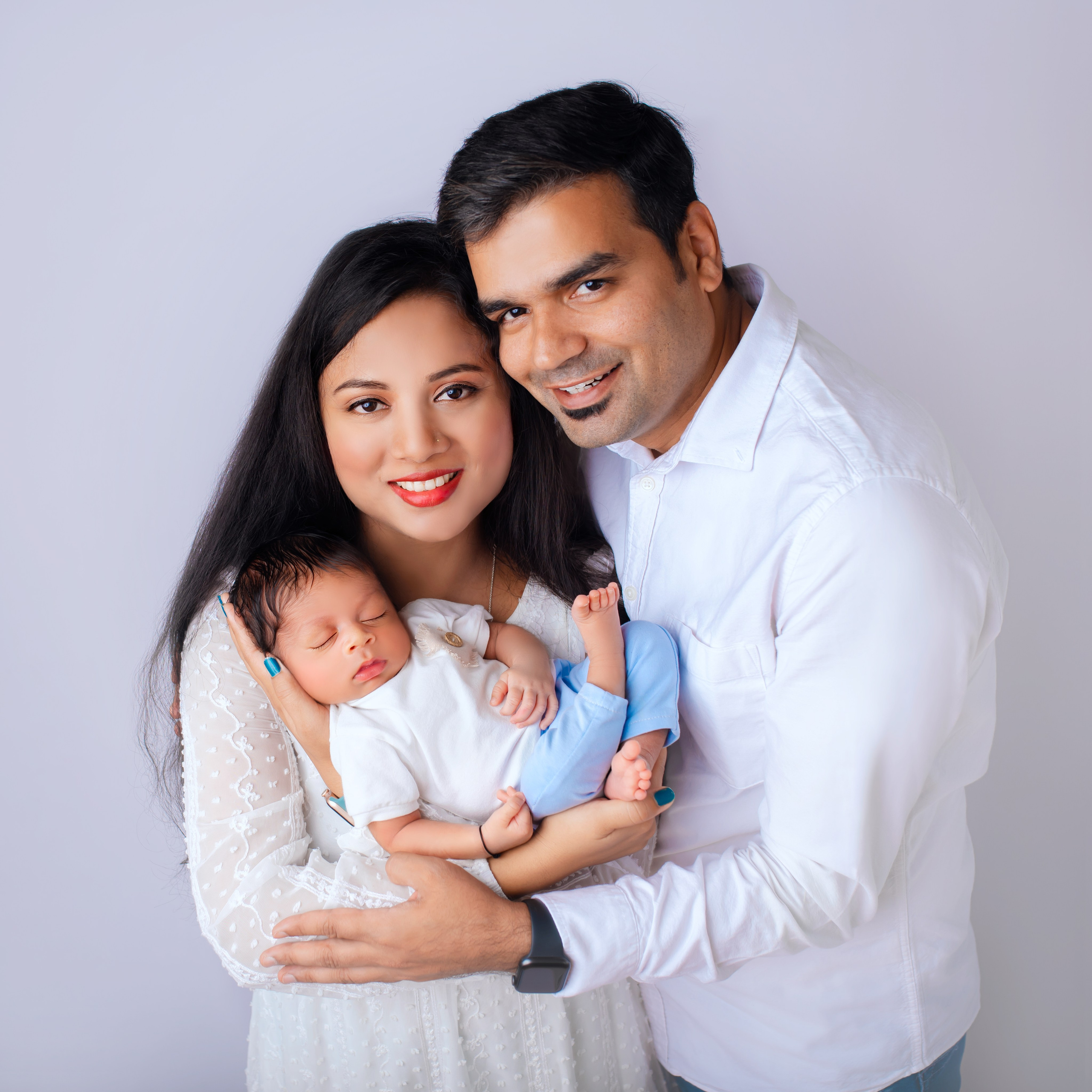 Family photoshoot. Newborn photographer and Photography Educator in Prague Yana Stelmakh