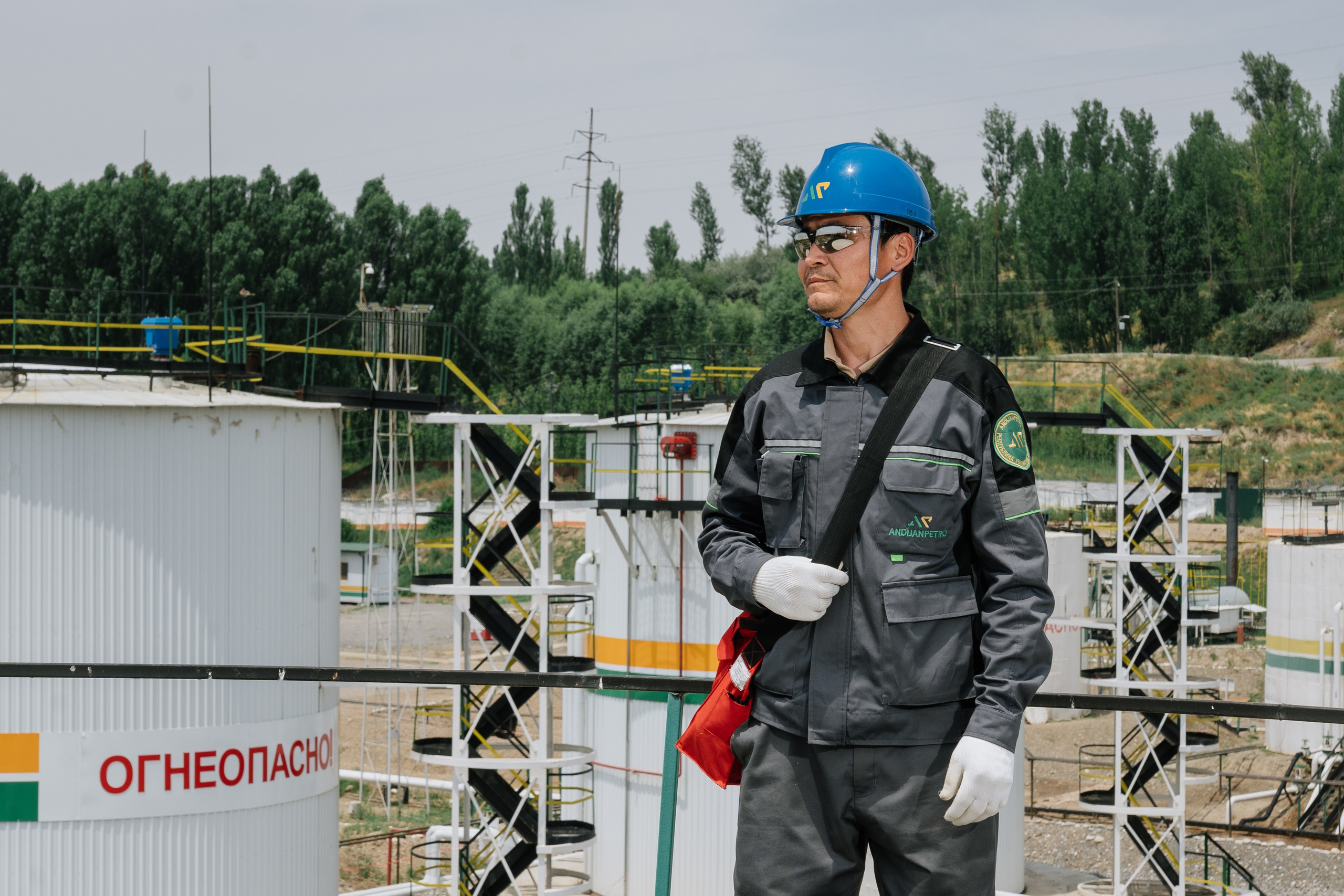 “Andijan petro” oil and gas company. Photographer in Uzbekistan and Samarkand Djasur Marupov