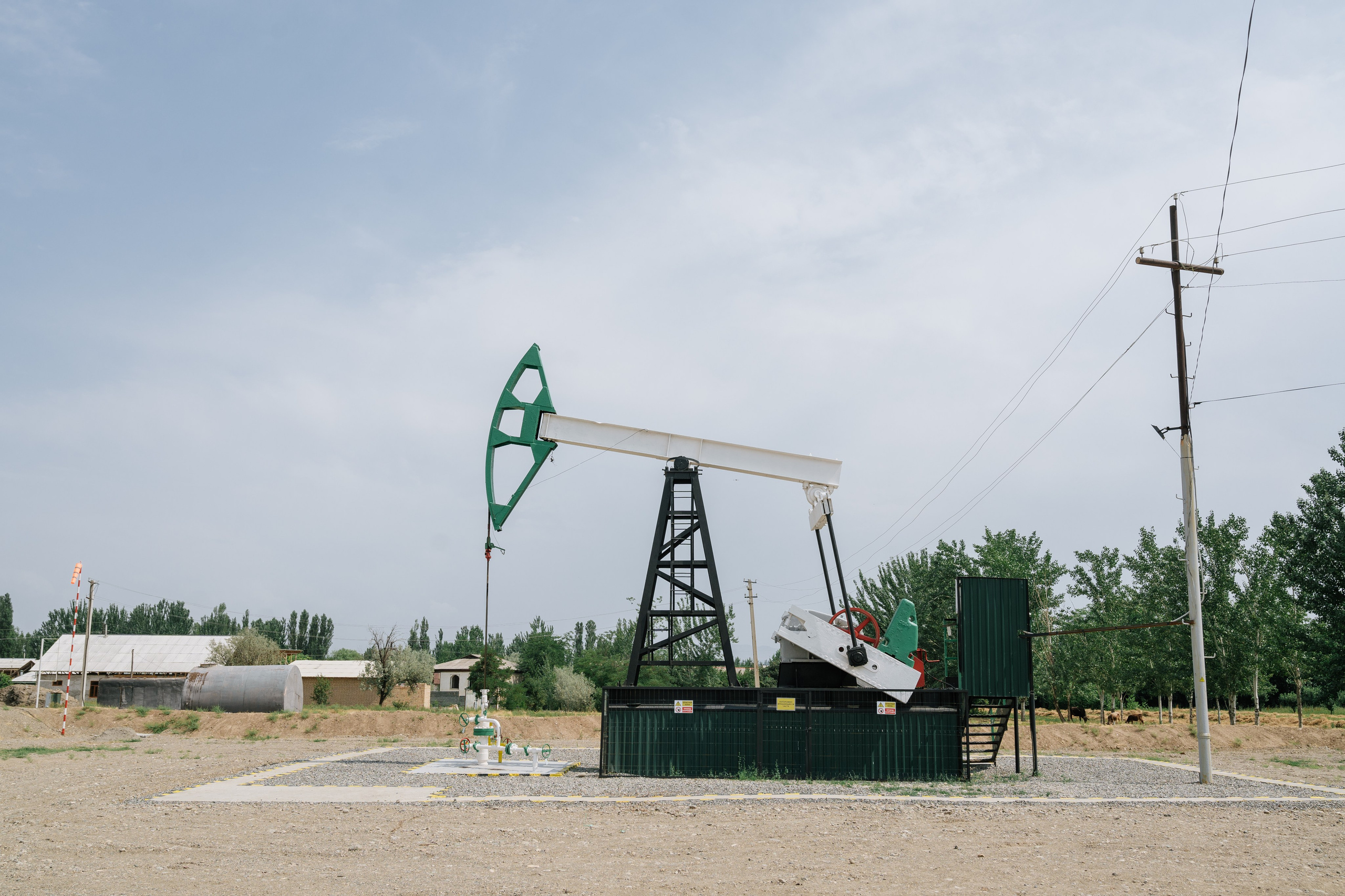 “Andijan petro” oil and gas company. Photographer in Uzbekistan and Samarkand Djasur Marupov