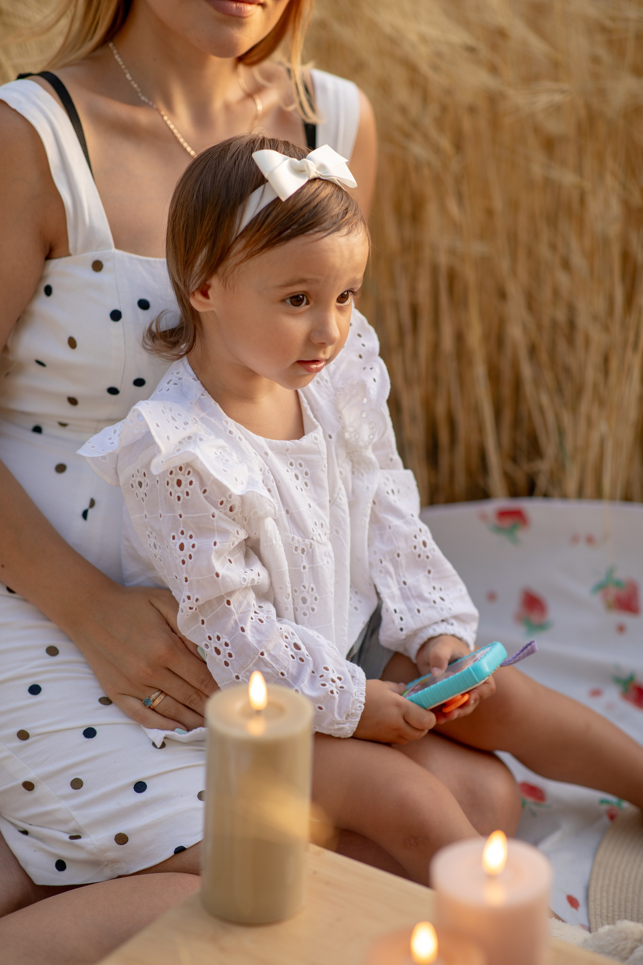 Family photo Maria si Elenica. N.D.photograph - fotograf de familie și portrete în Republica Moldova