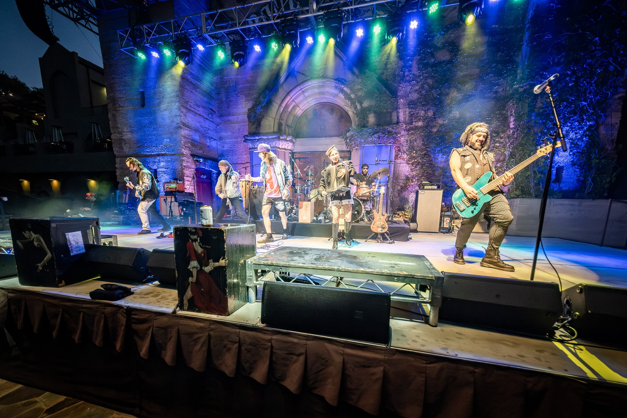 GOGOL BORDELLO / SARATOGA / CA. Reportage concert portrait photography in the San Francisco Bay Area