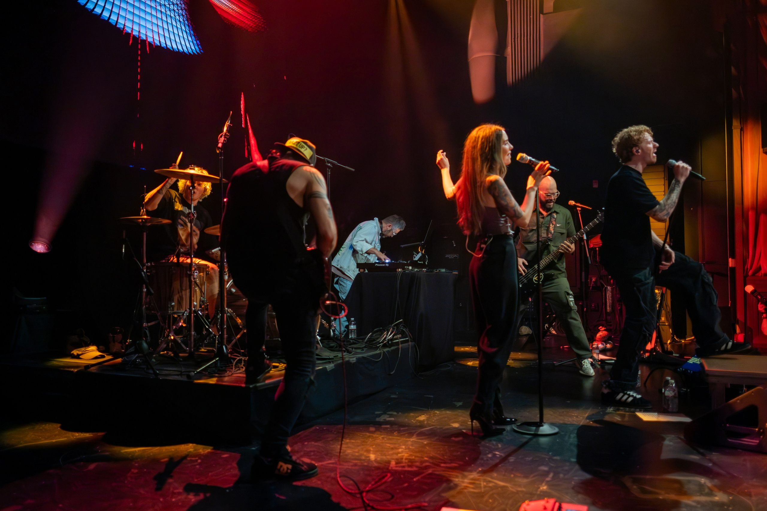 NIKITA PRESNYAKOV. Reportage concert portrait photography in the San Francisco Bay Area