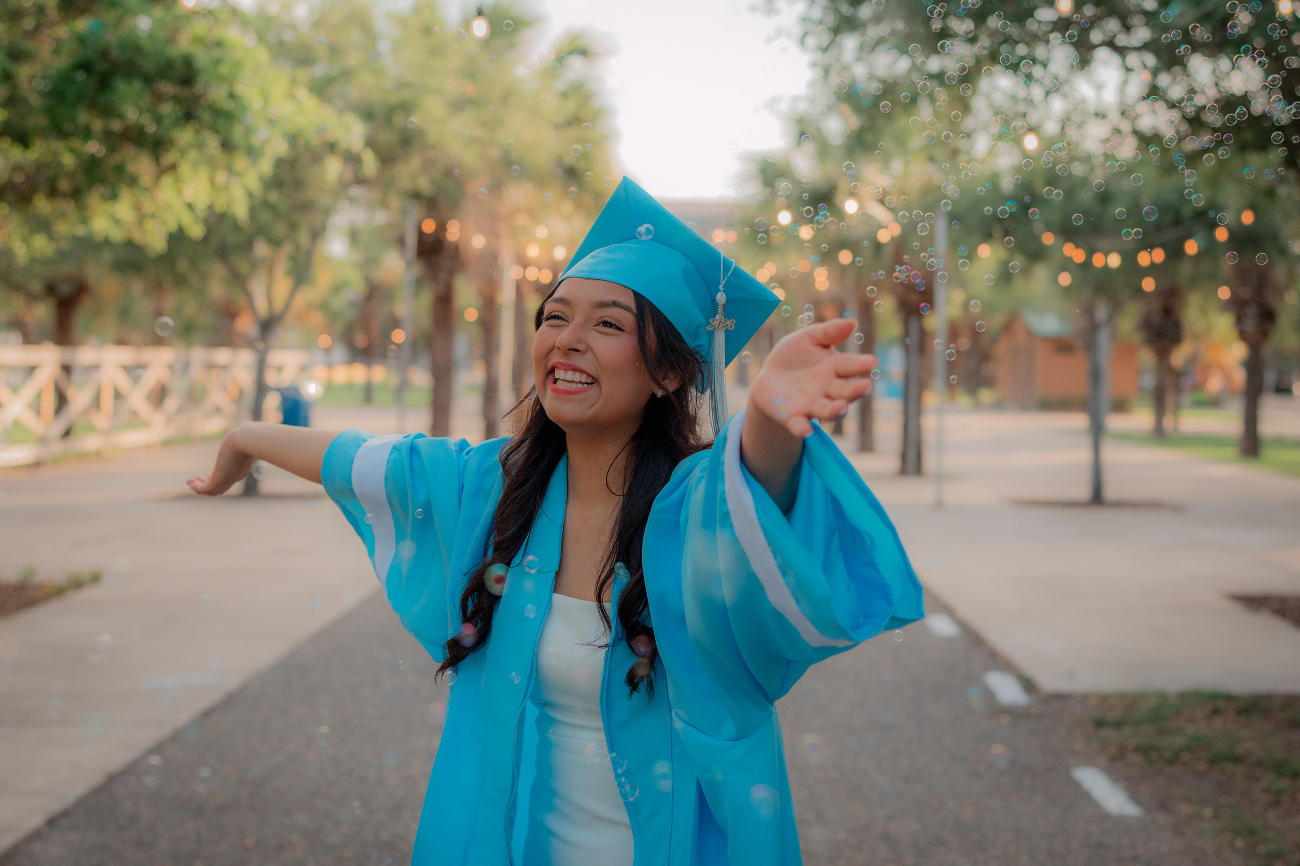 GRADUATES. VALLEY MEDIA CREATORS