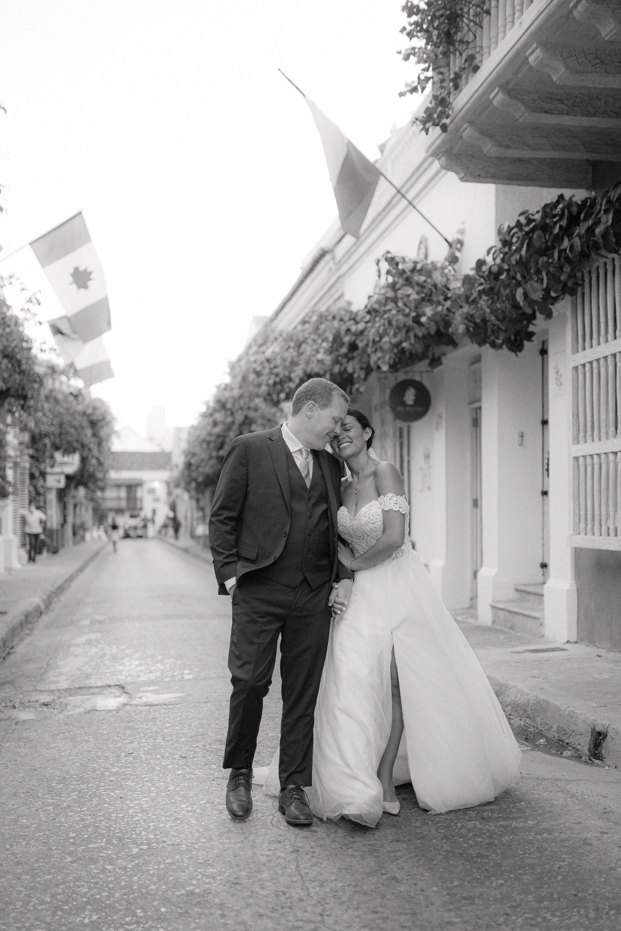 Paola + Simon | Wedding Photos in Cartagena – César Vanegas Photography. César Vanegas Photography | Wedding & Travel Photographer | Cartagena, Colombia