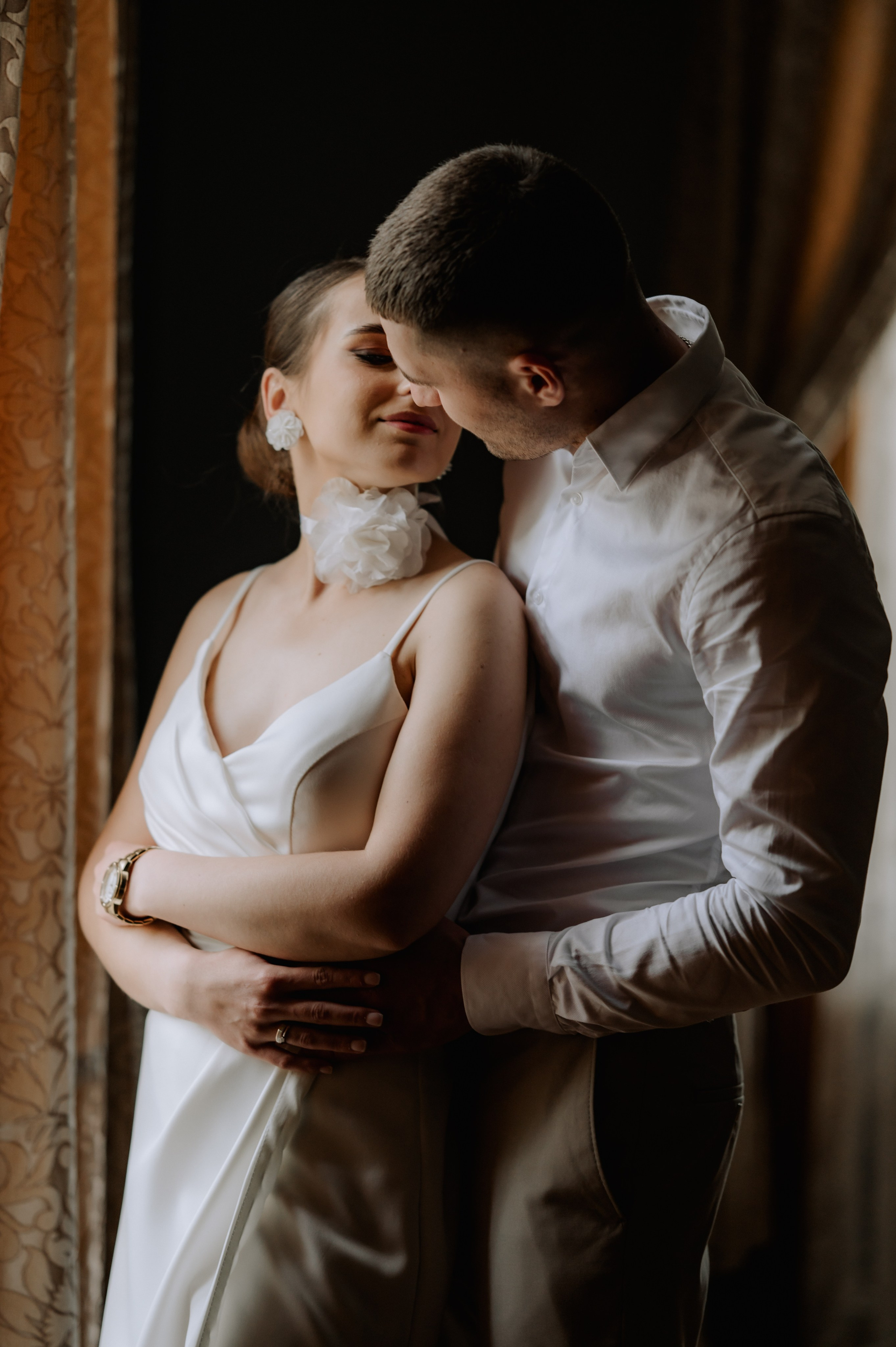 Sedinta foto video la Conac Polizu. Proud Vision Weddings | Wedding Photography & Film — Servicii profesionale Foto Video Nunta Iasi