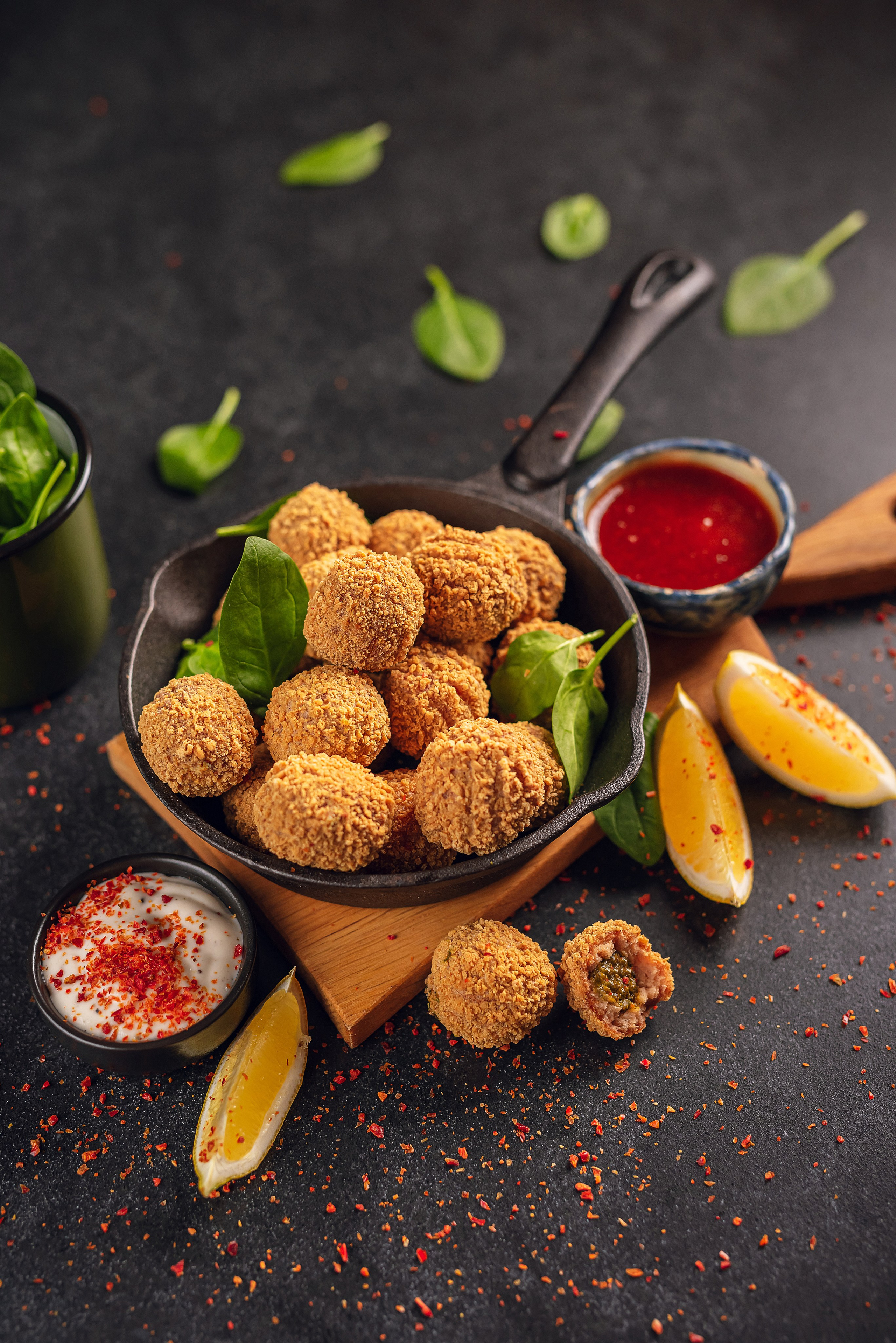 Amber Fish. Fotogrāfs Rīgā. Gīmenes, individuālās un dažādu produktu fotosesijas