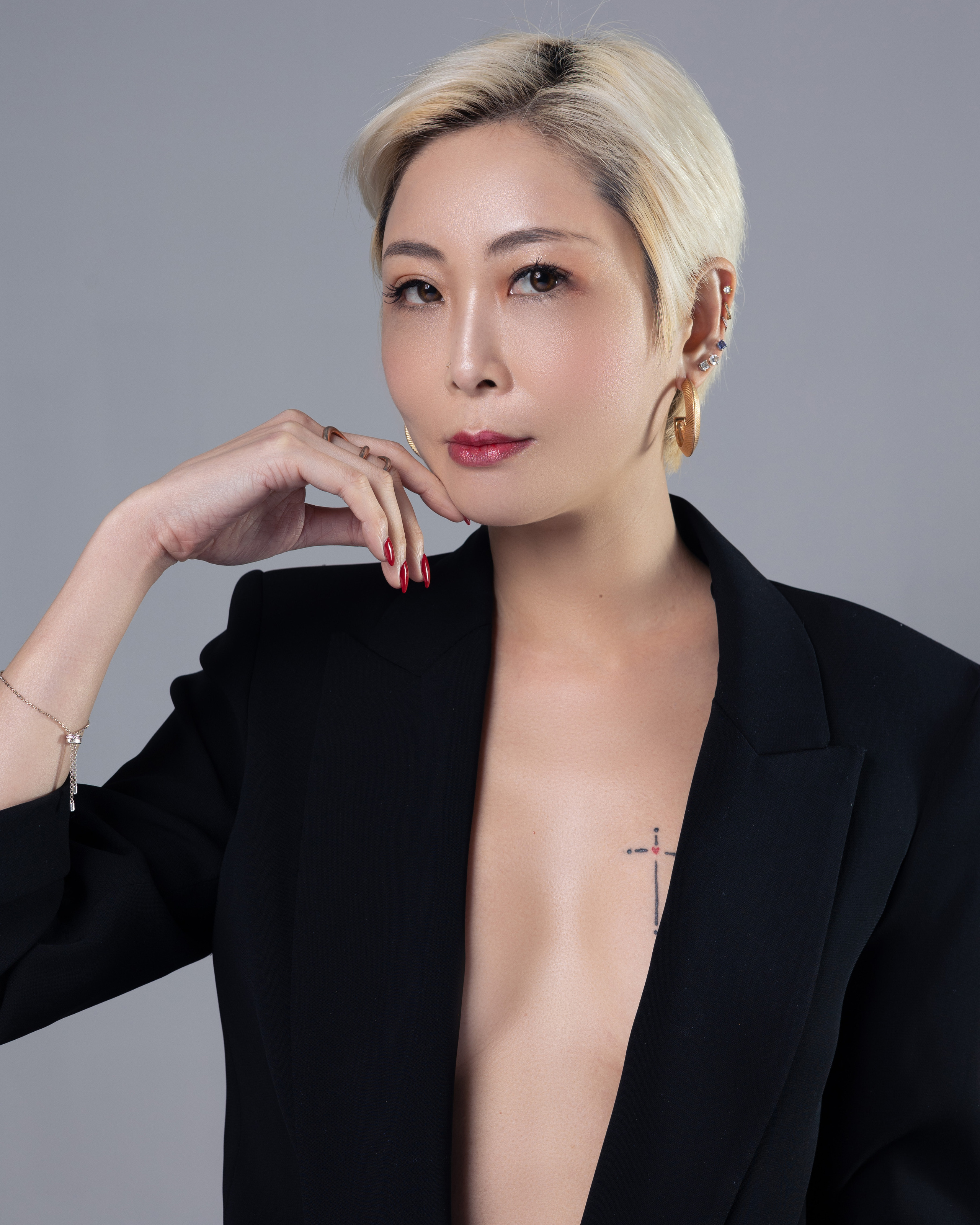 PORTFOLIO. Lindsay Agaid — Portrait Photographer