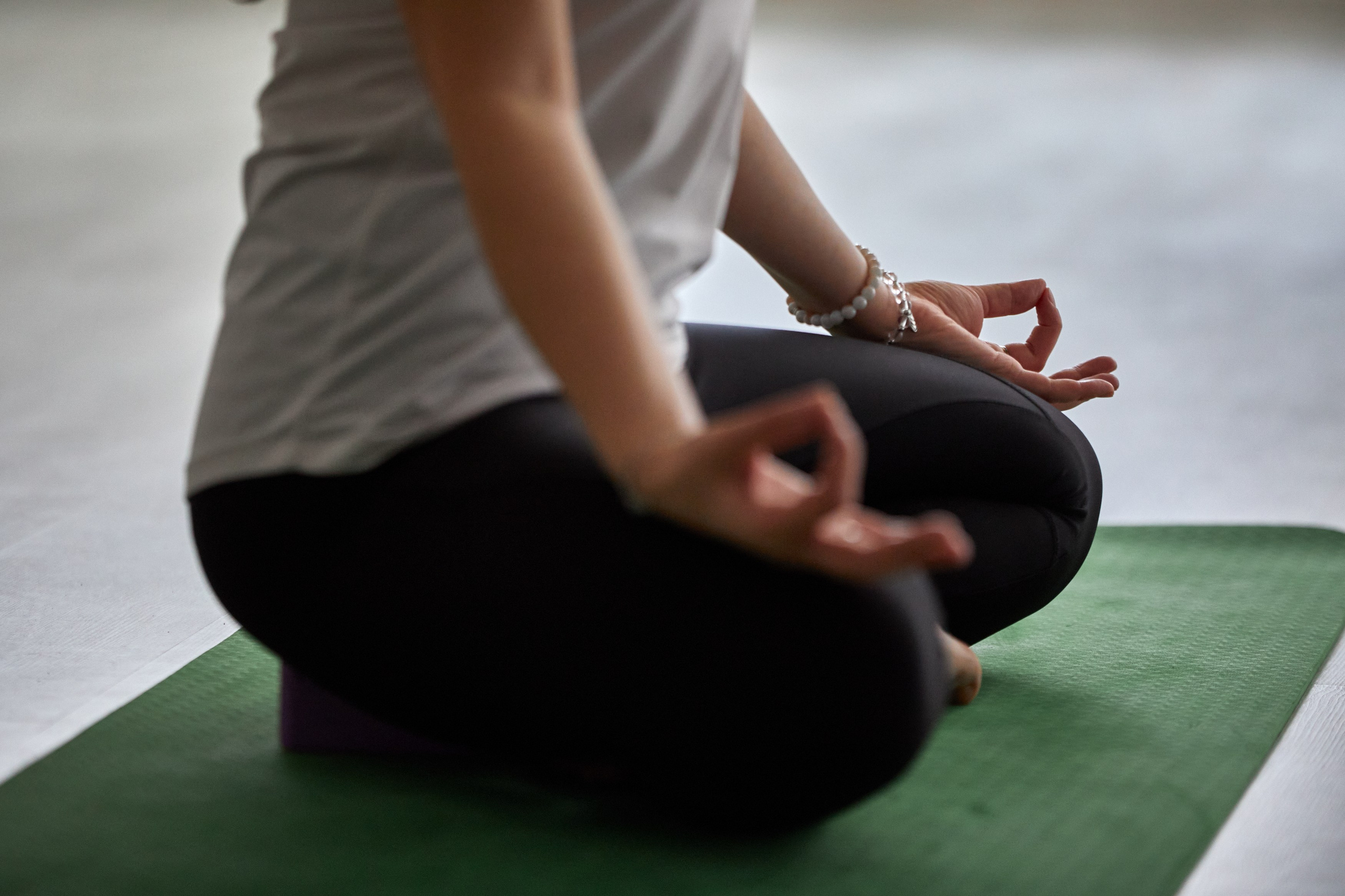 Практика в Yoga Shahi Center. Photographer in Baku Kamran Enceladus