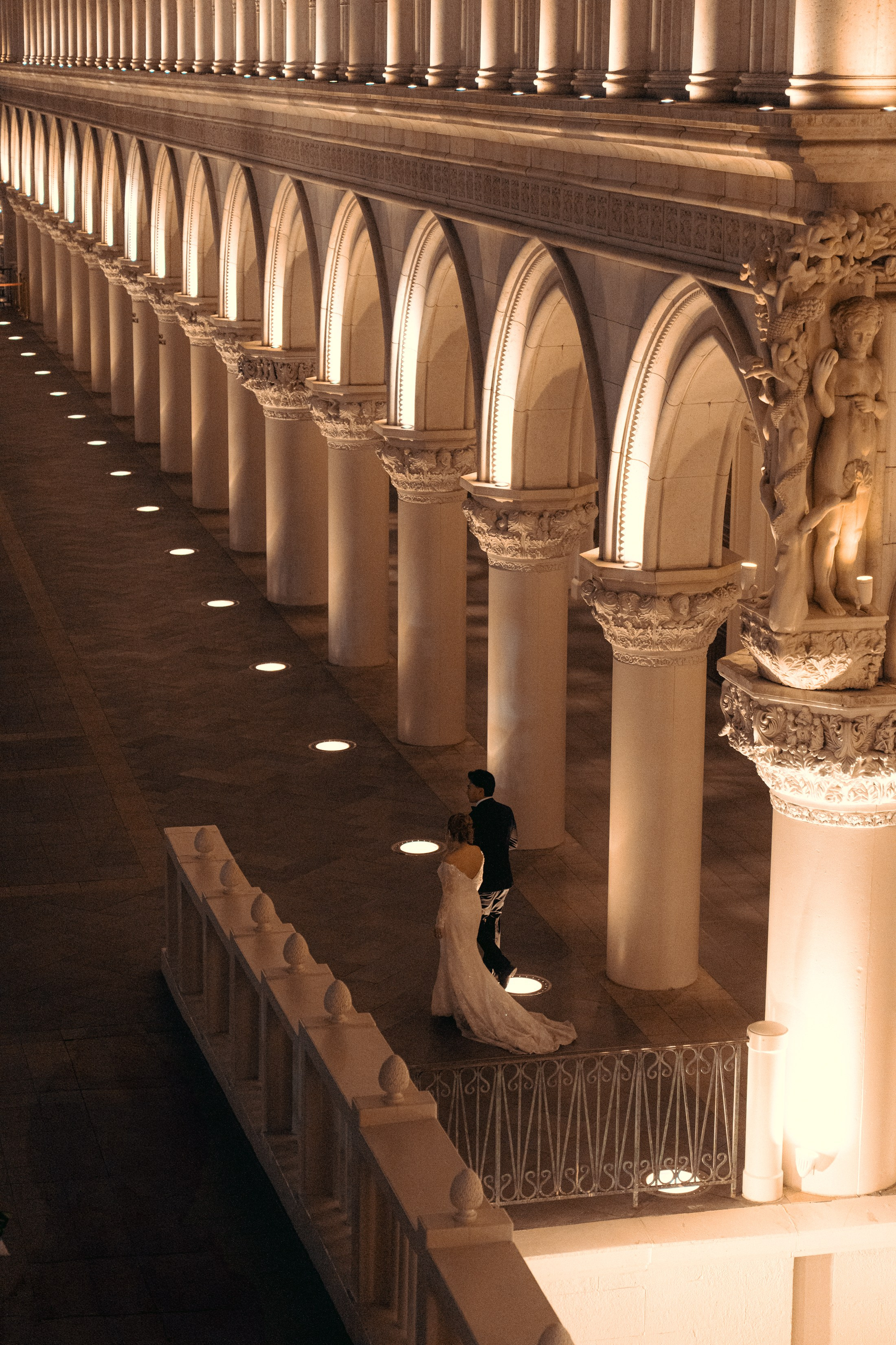 A&R. Wedding & elopement photographer Viktoriya Kravtsov. Las Vegas