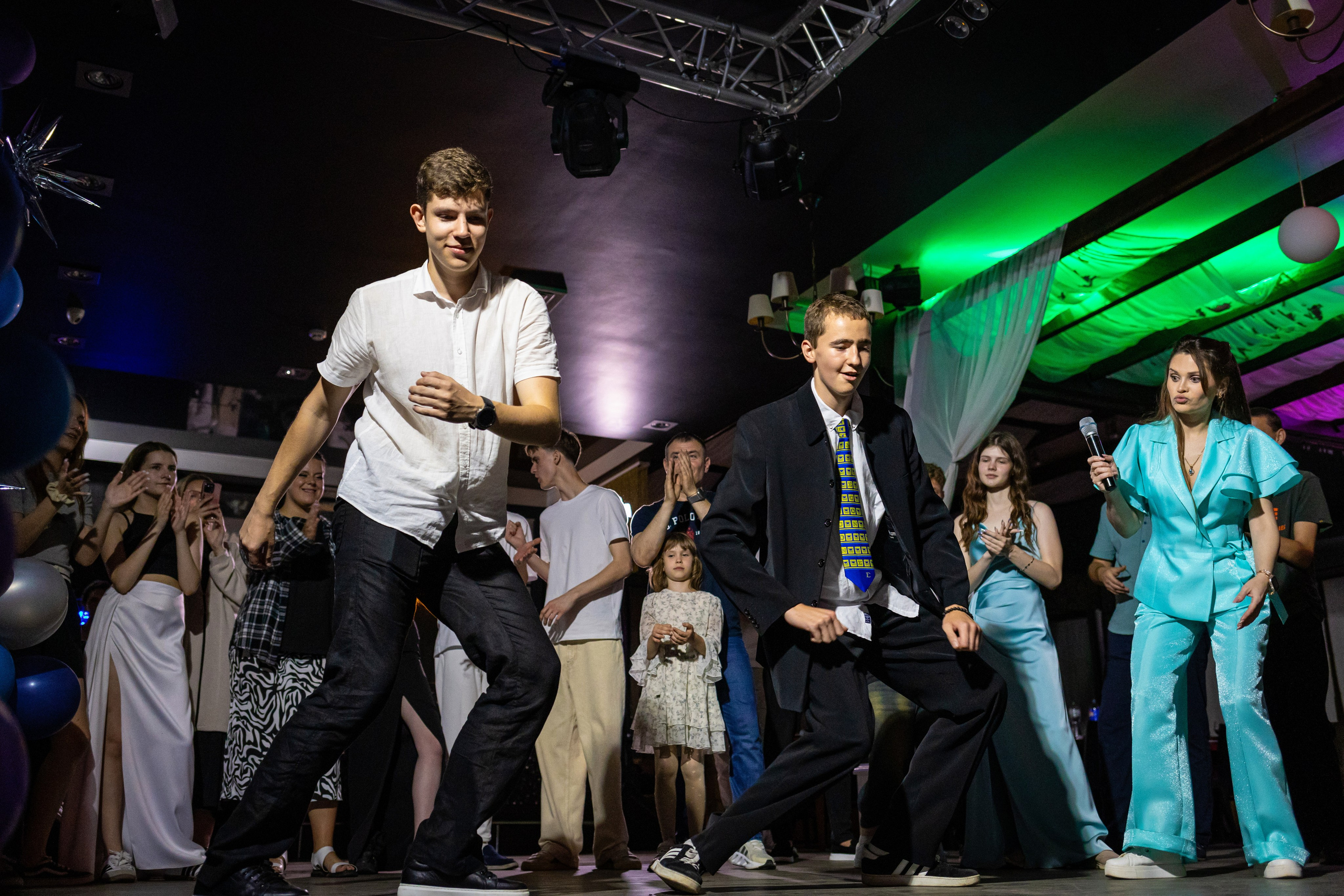 Пример фотосессии последний звонок и выпускной 11А, все в куче по очереди