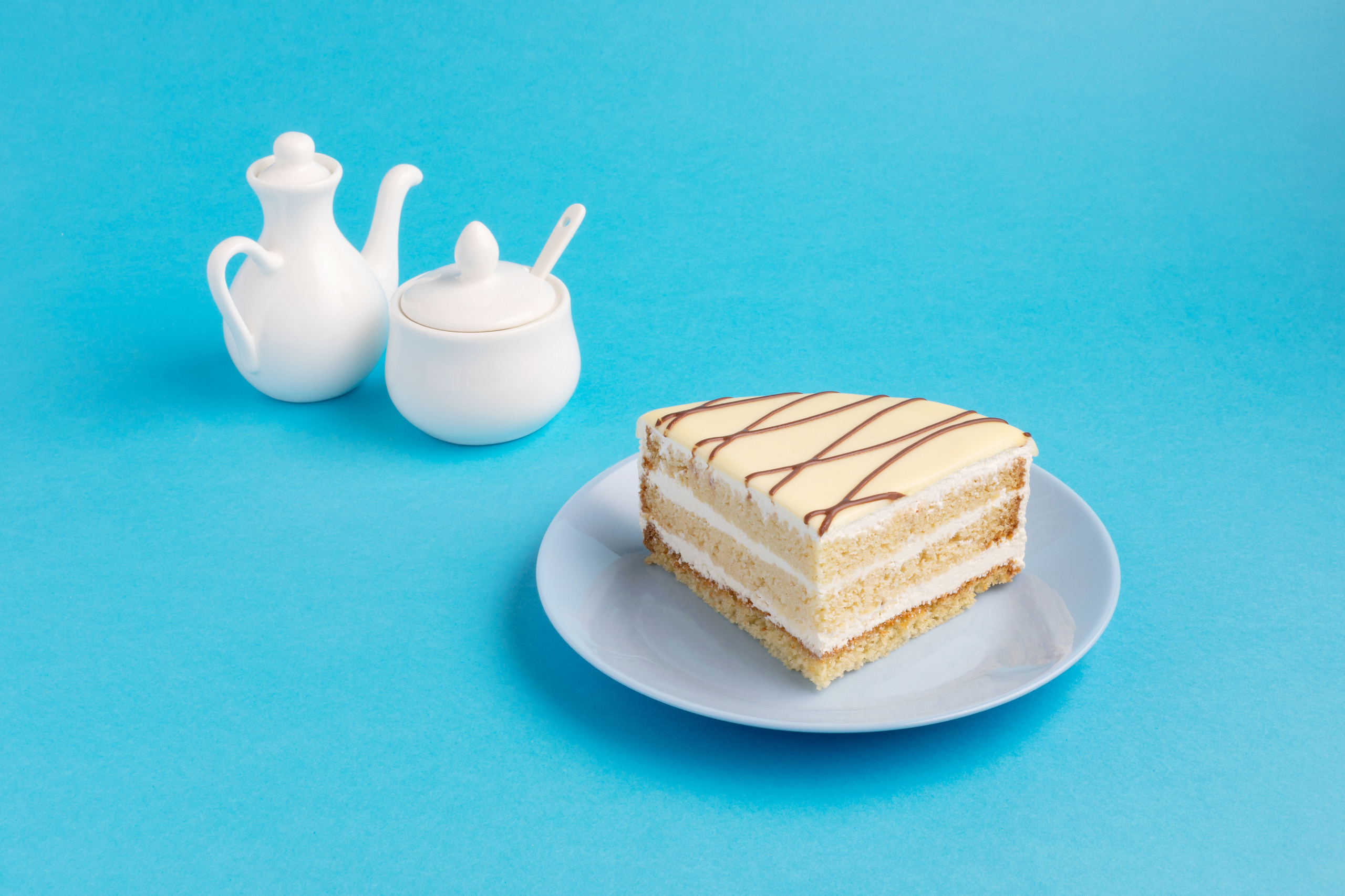 Фотосъемка торта Сметанник. Фотограф в Бишкеке Оксана Шувалова