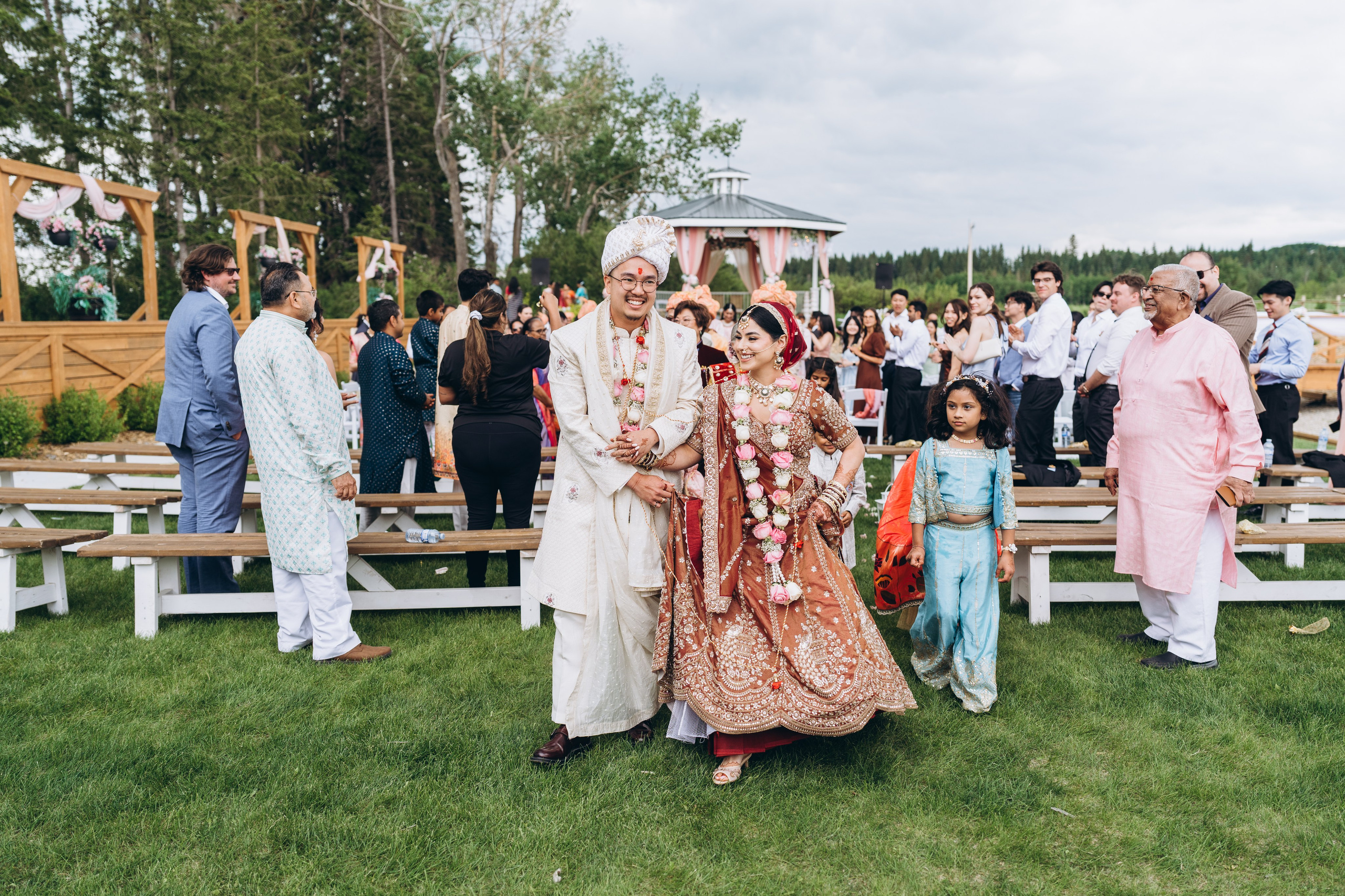 Jackie & Bindi. Calgary Wedding & Lifestyle Photographer — Yevhen Polishchuk