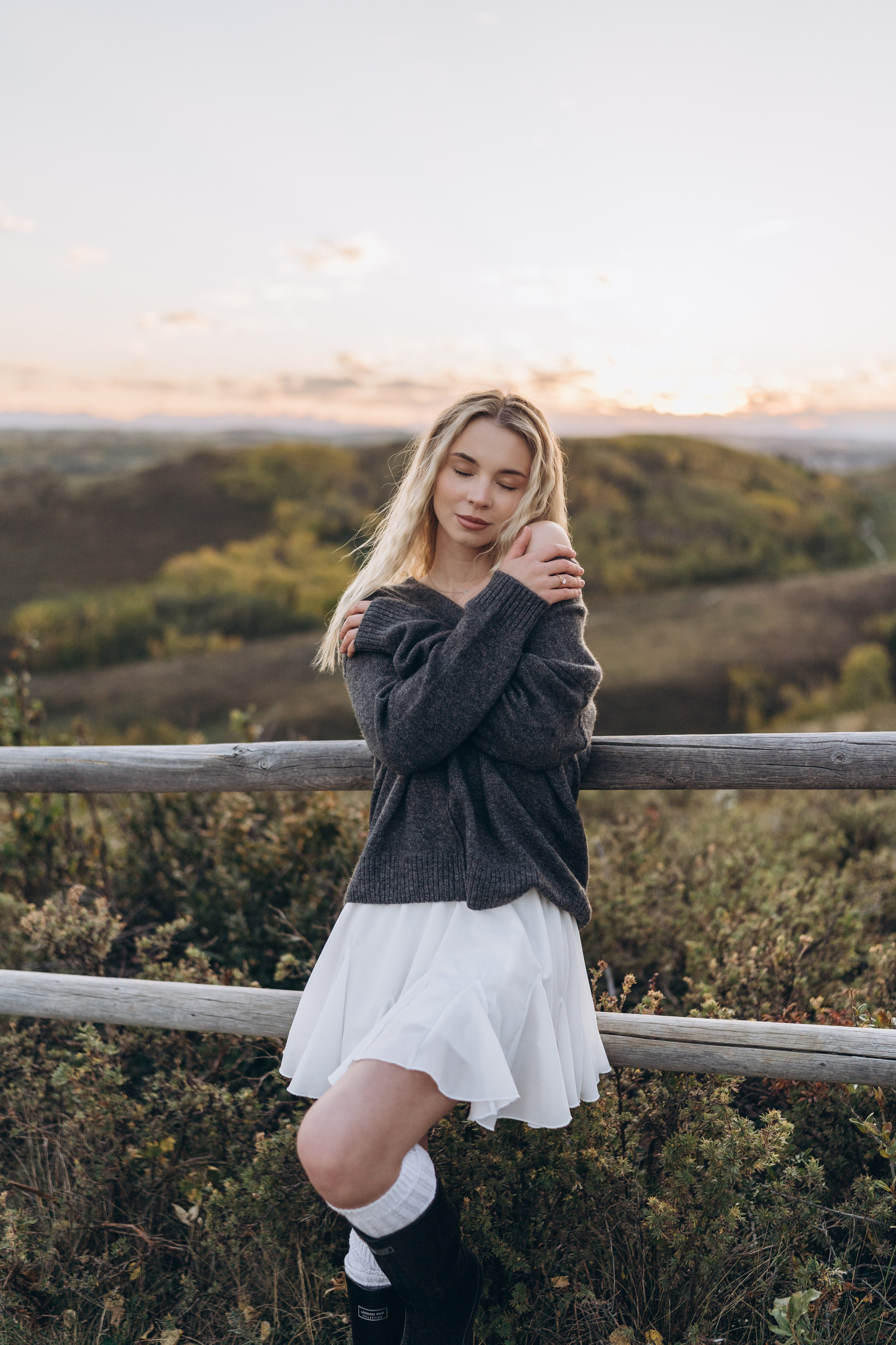 Jane. Calgary Wedding & Lifestyle Photographer — Yevhen Polishchuk