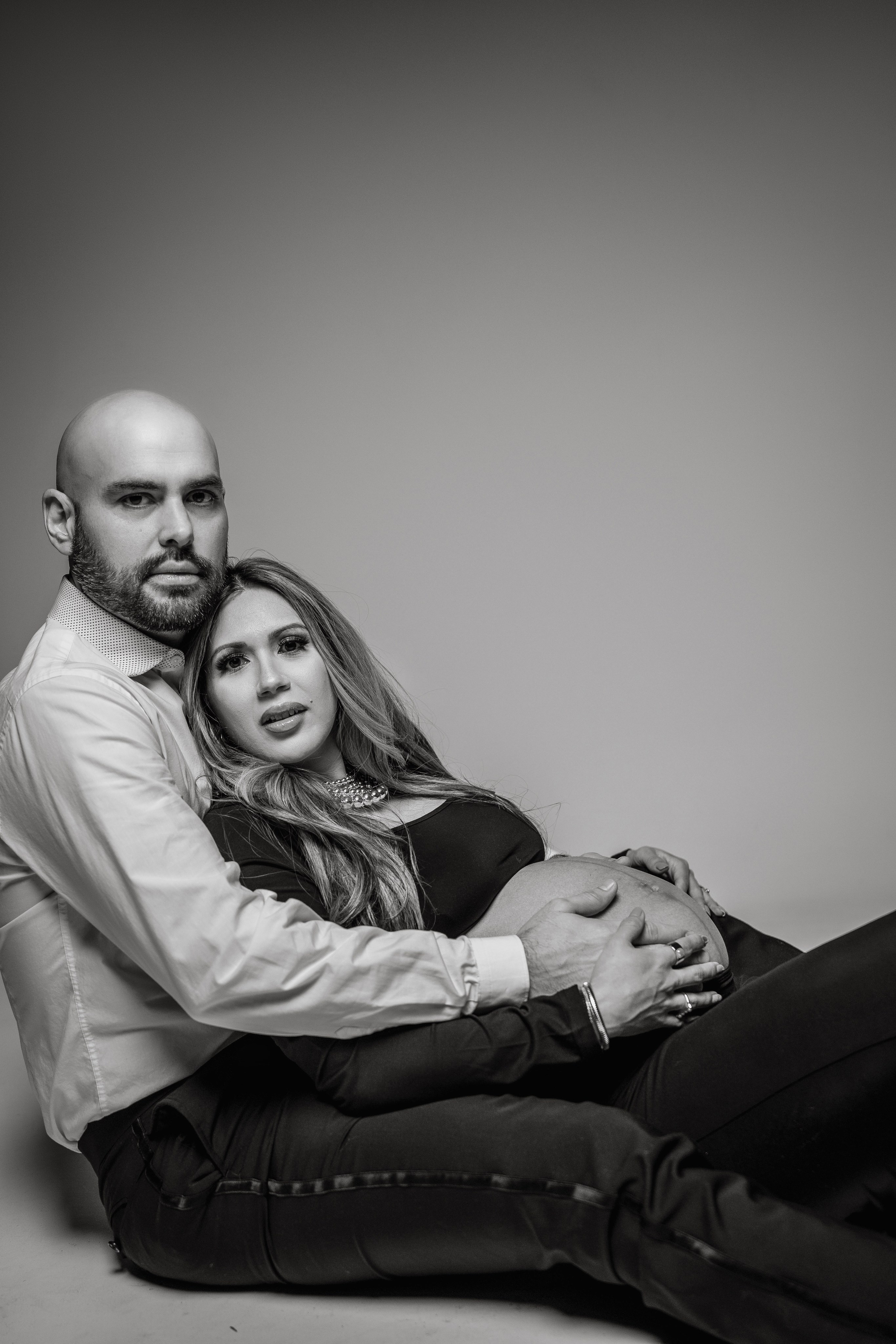 Elegant Maternity Photography – Artistic & Draped Fabric Studio Session. Alisa Tant — Family and newborn photographer Bucks County, Montgomery county, Philadelphia, NJ