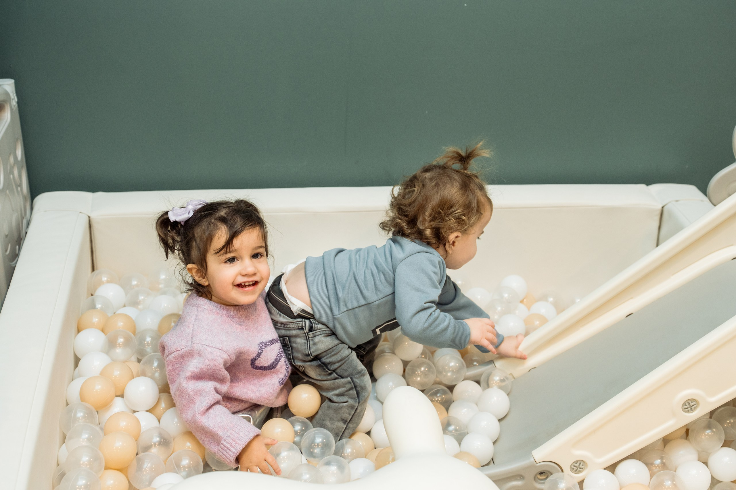 Mia’s birthday. Alisa Tant — Family and newborn photographer Bucks County, Montgomery county, Philadelphia, NJ