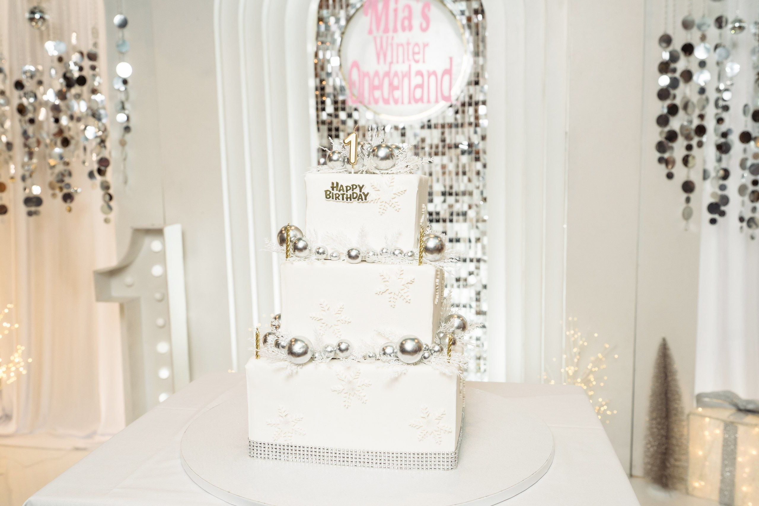 Mia’s birthday. Alisa Tant — Family and newborn photographer Bucks County, Montgomery county, Philadelphia, NJ
