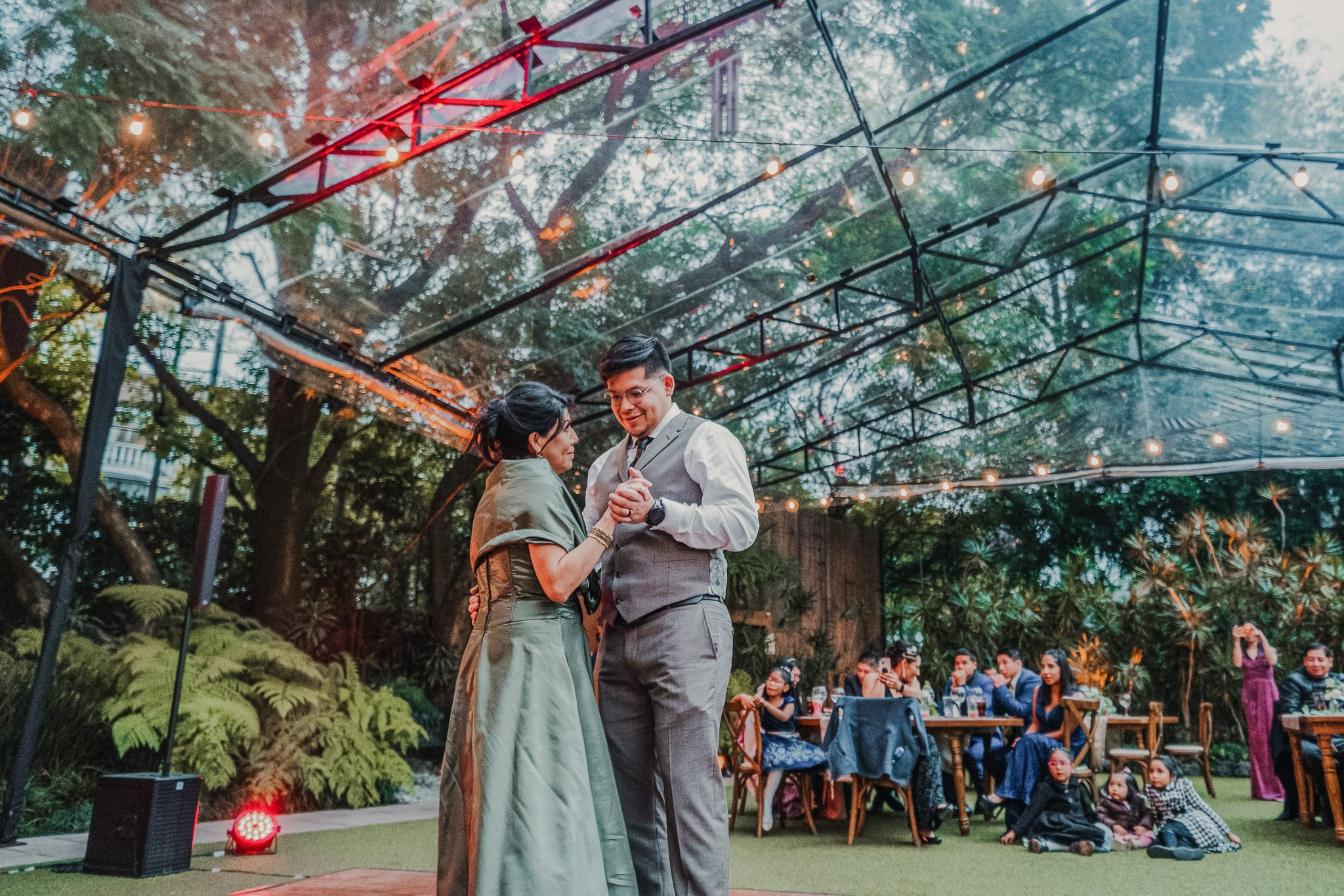 Arely & Eddie. Wedding and family photographer in Mexico City