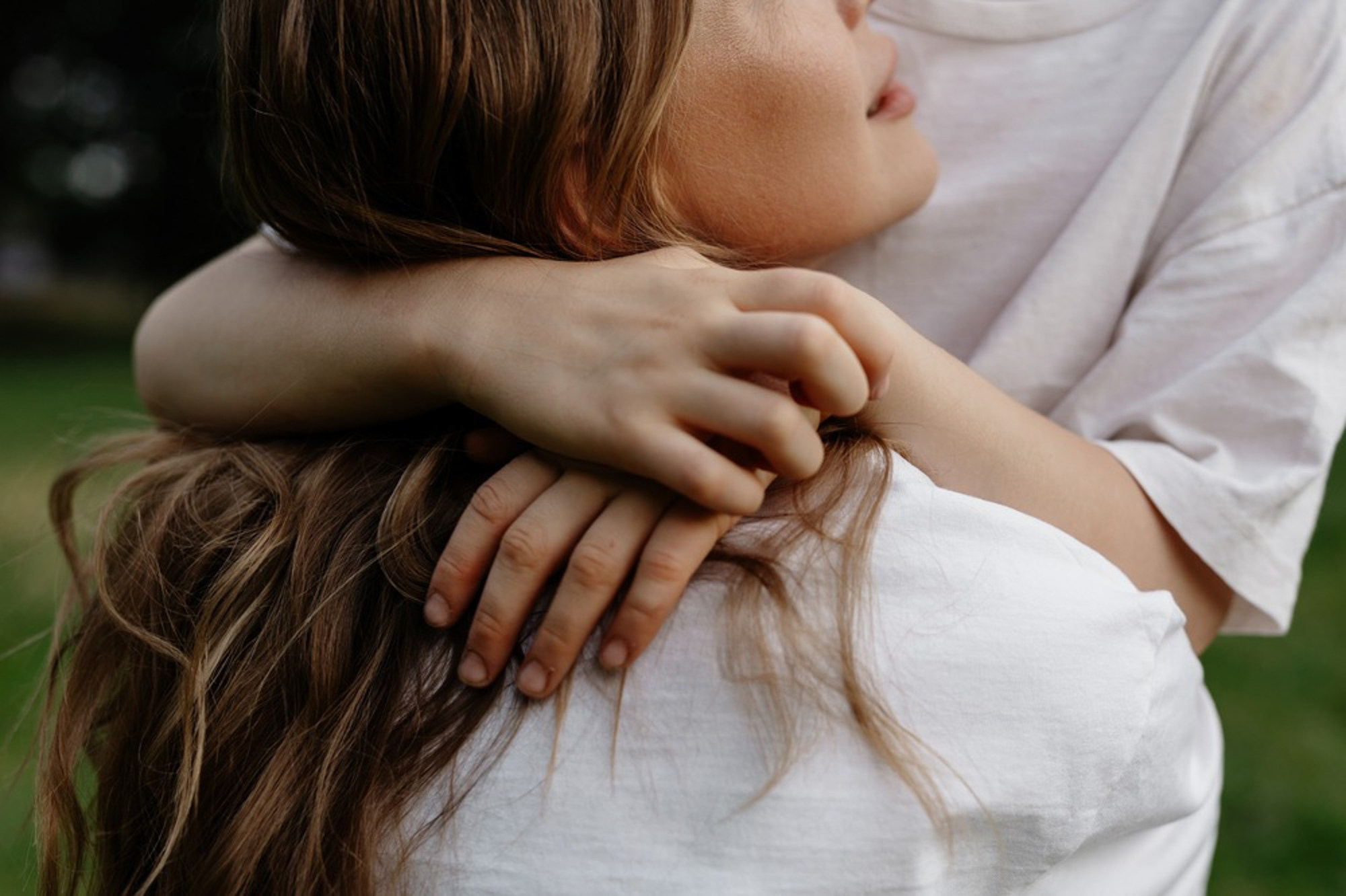 Сімейна фотосесія на вулиці літом. Photokostin.com