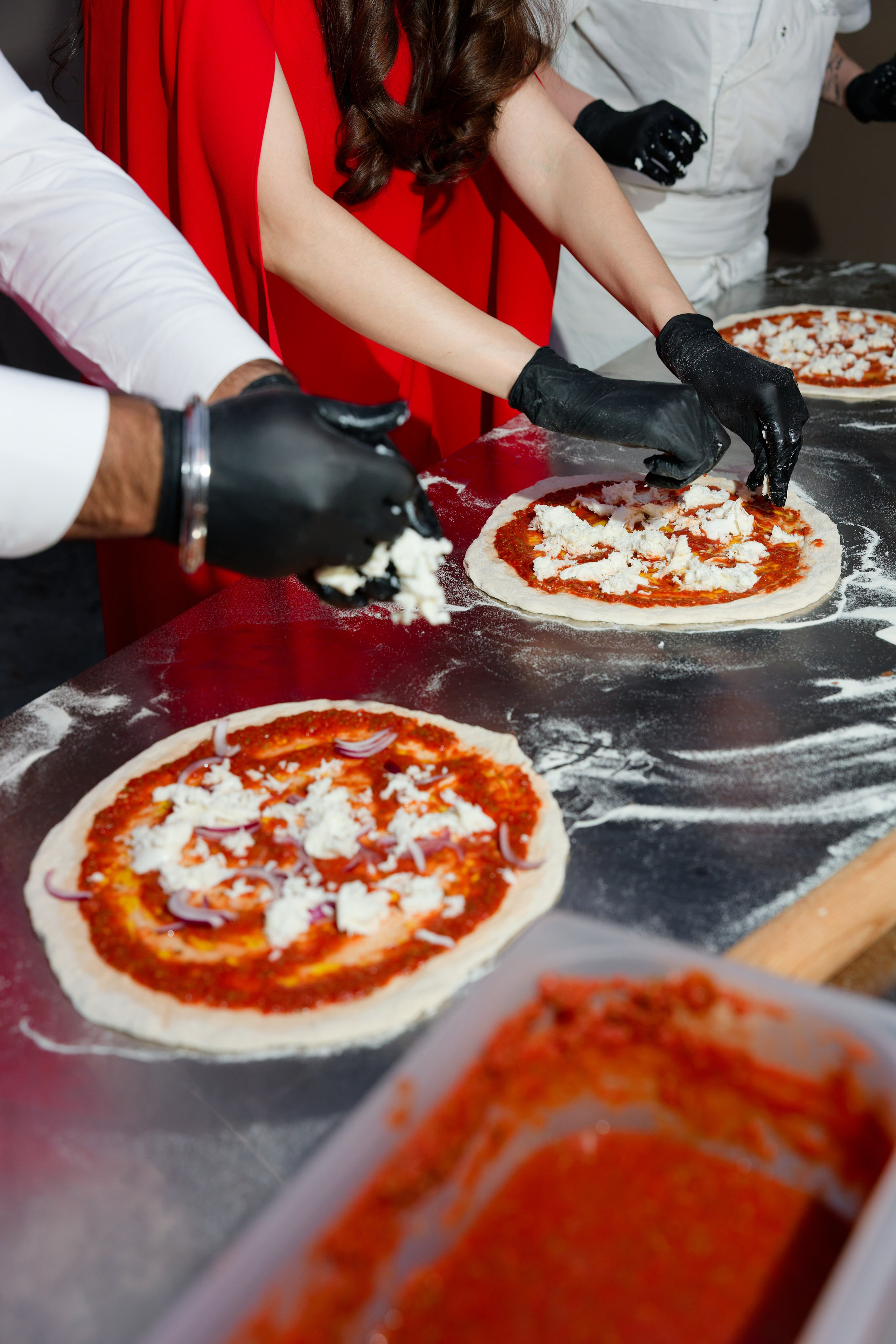 Pizza Party at Tenuta Massini, Florence, Italy. Destination Wedding Photographer — Nikita Burtsev