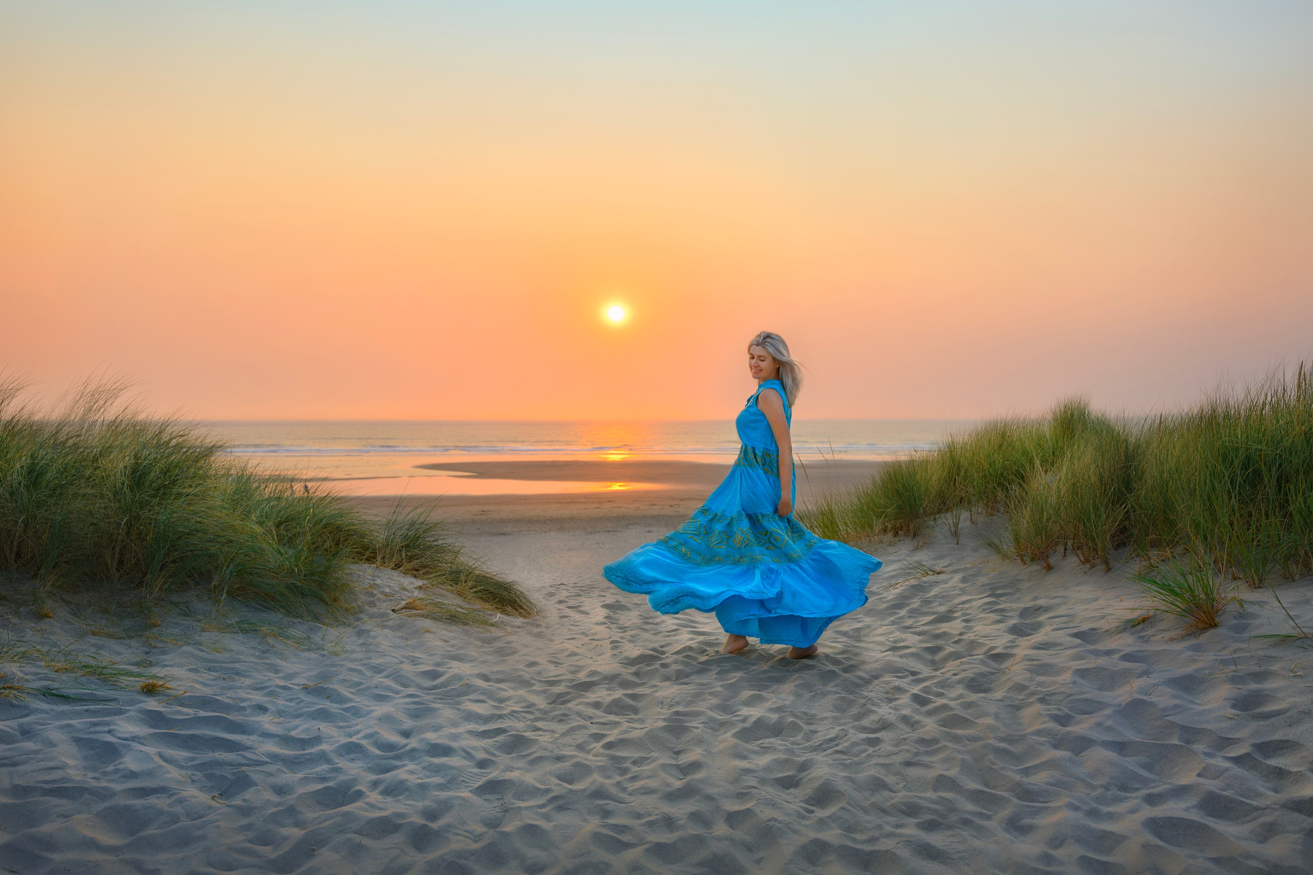 Gallery of PORTRAITS. Wedding & portrait photography in the Seattle Area. Helen Michelle photographer