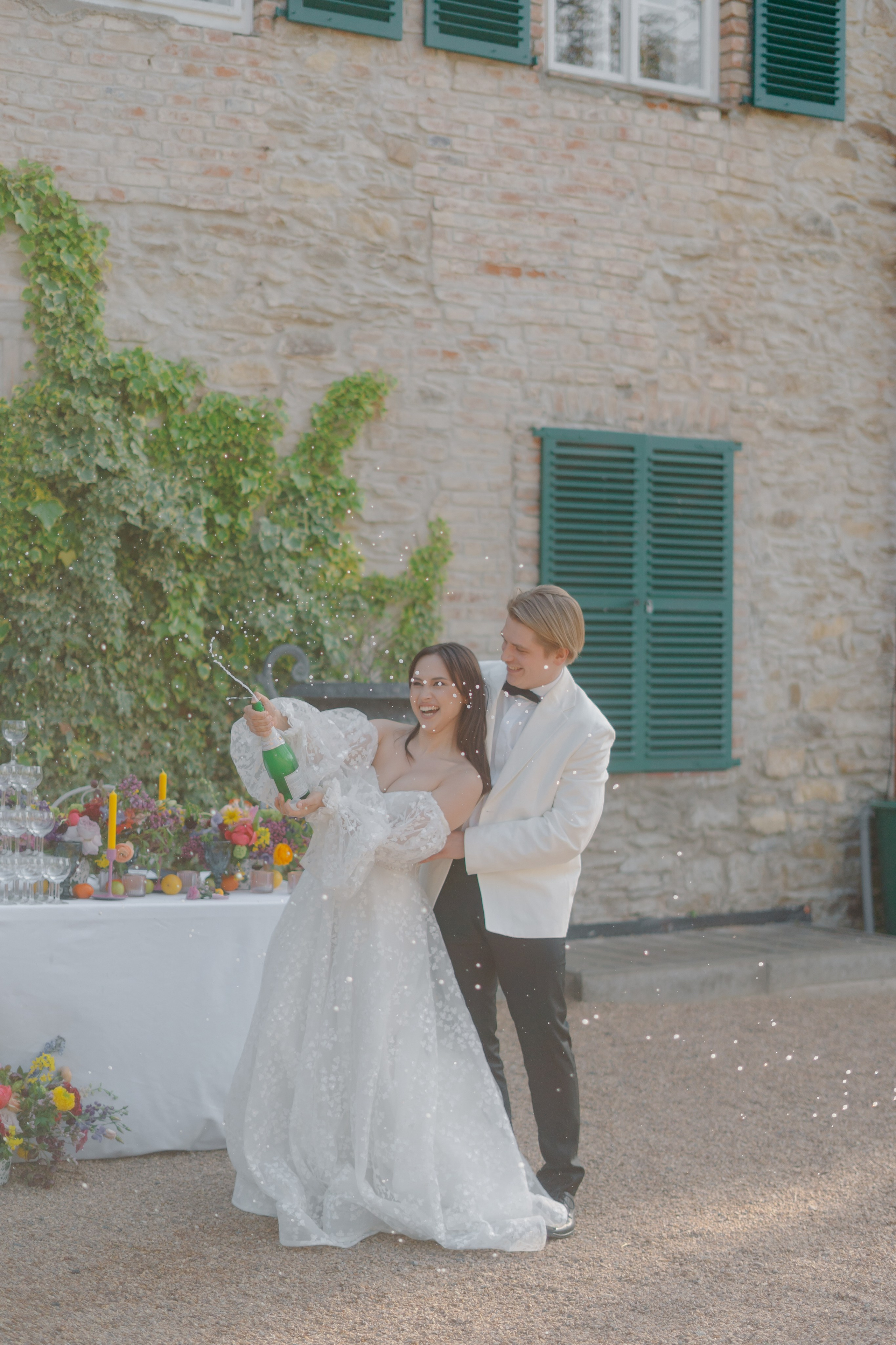 Whispers of Love: Thomas & Violeta's Wedding. Raw Studio: Capturing Elegant weddings accross Europe