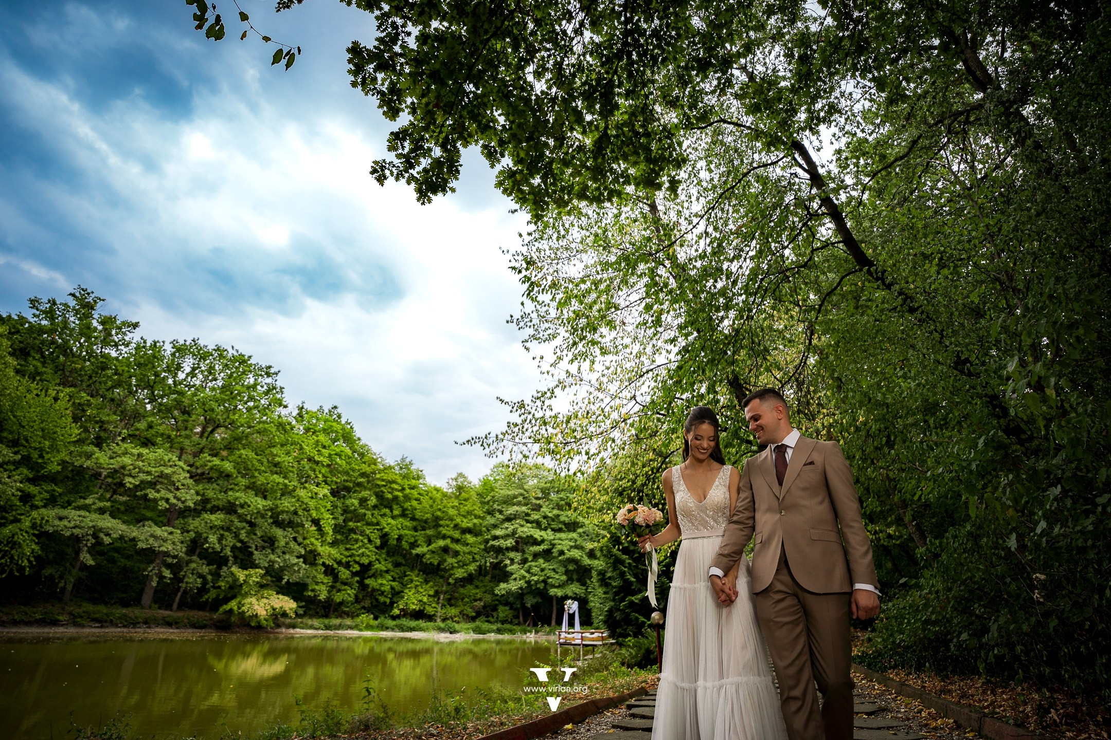 Fotografie de nunta. Cosmin Virlan - Fotograf de eveniment din Târgoviște