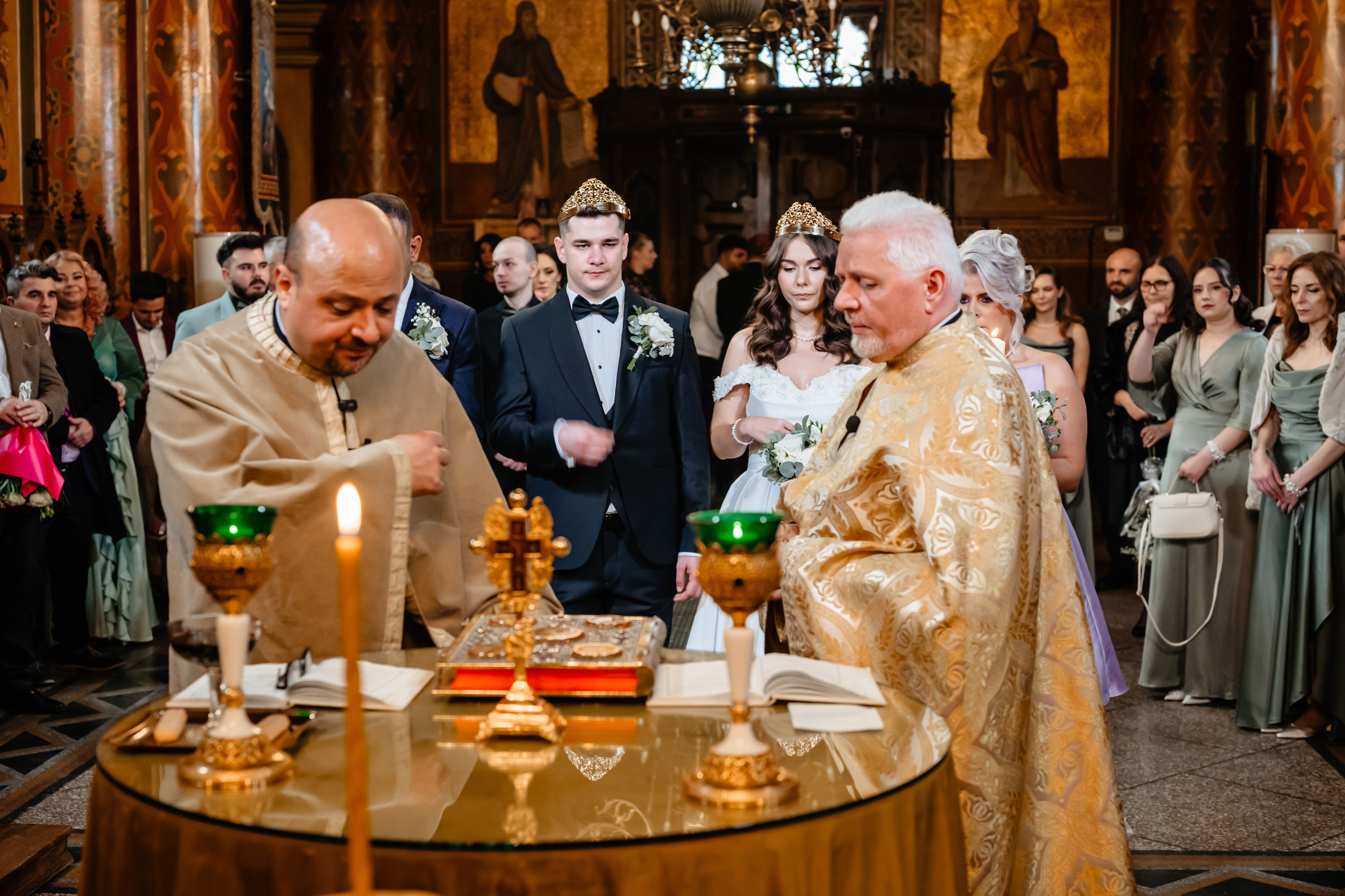 Nunta Alexandra si Viorel — Jubile Ballroom — Pregatiri si Biserica. Ana Maria Dragan Fotograf Evenimente