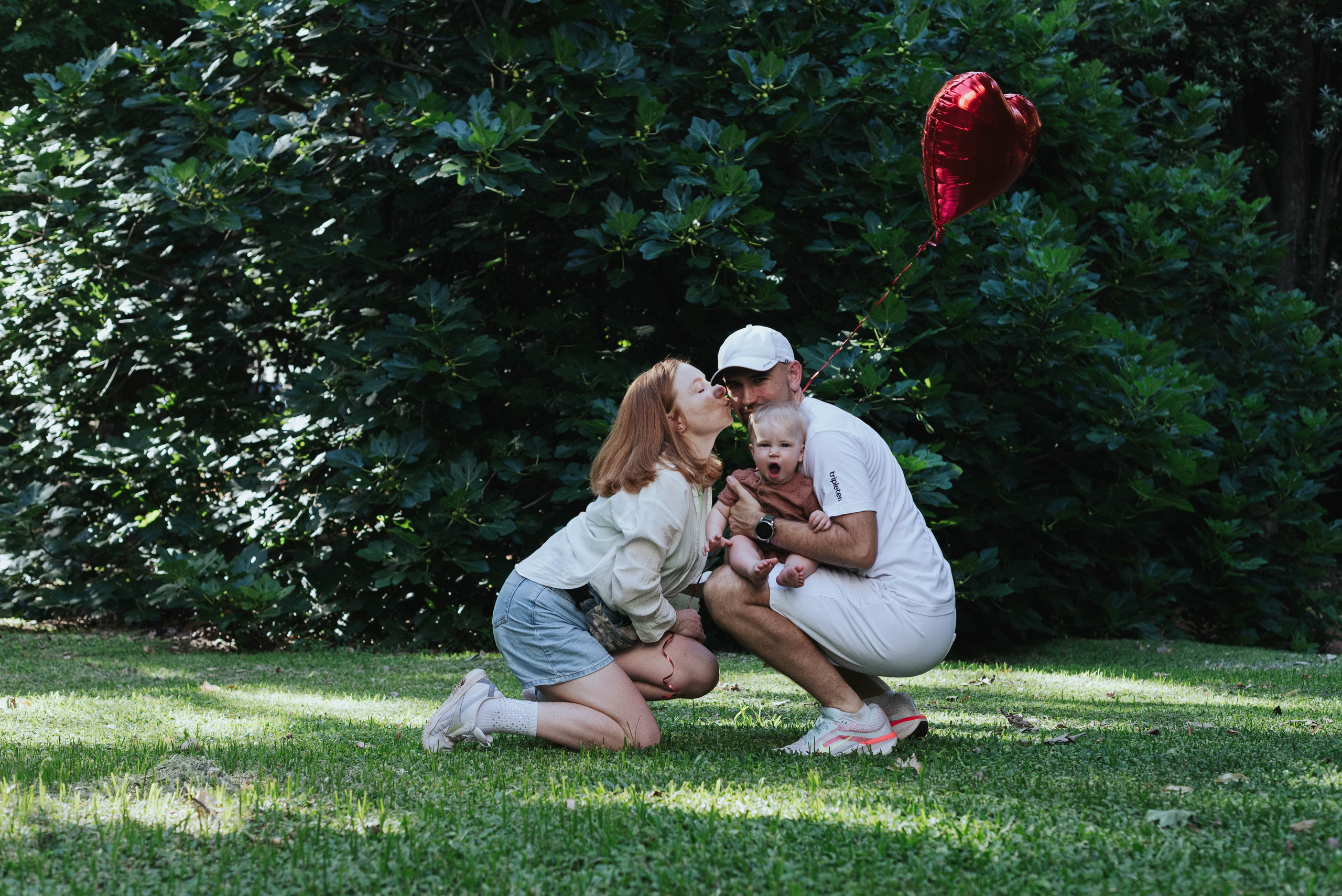 The day they turned one. Photographer @elmirkami in the city of Buenos Aires