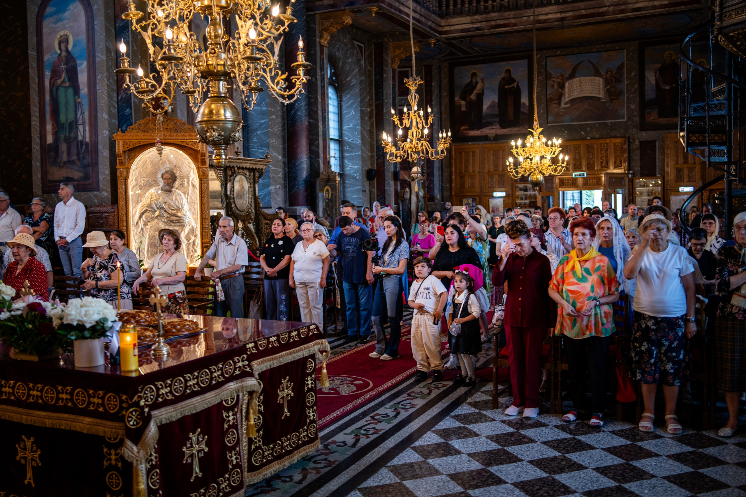 Hram Biserica Sfânta Vineri din Ploiești. Mihai Alexandra Events