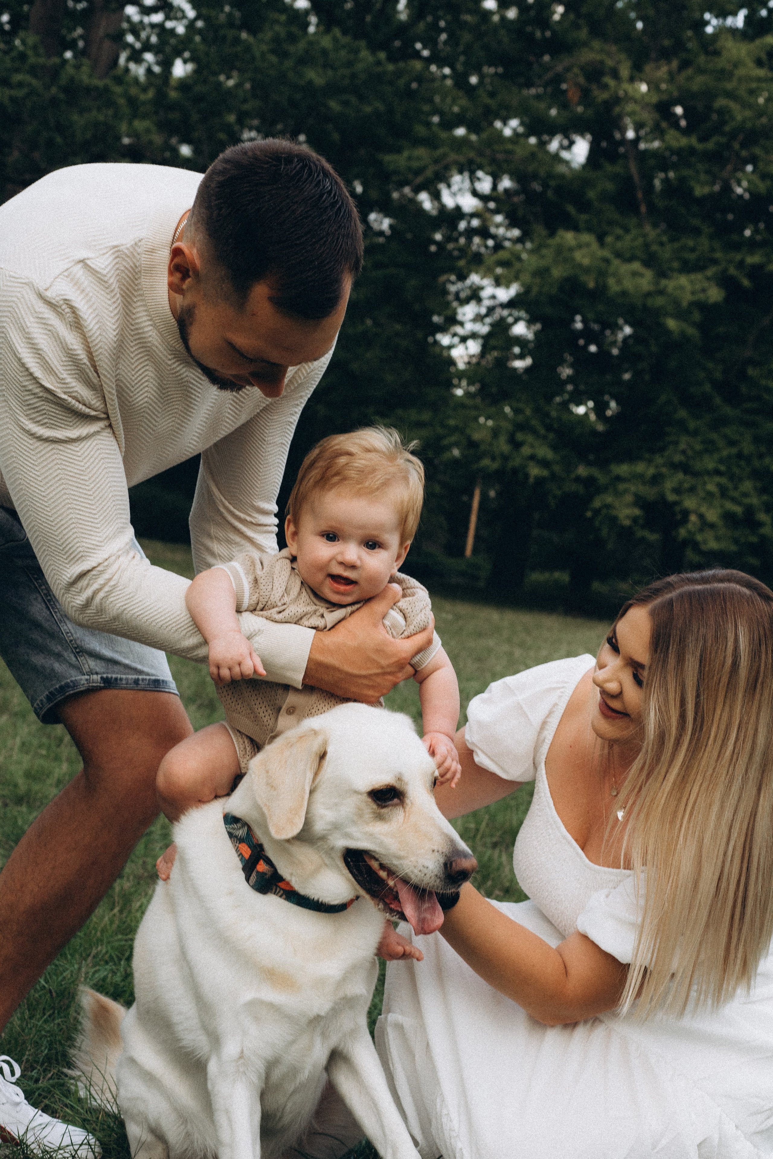 Antek z rodziną. HOME