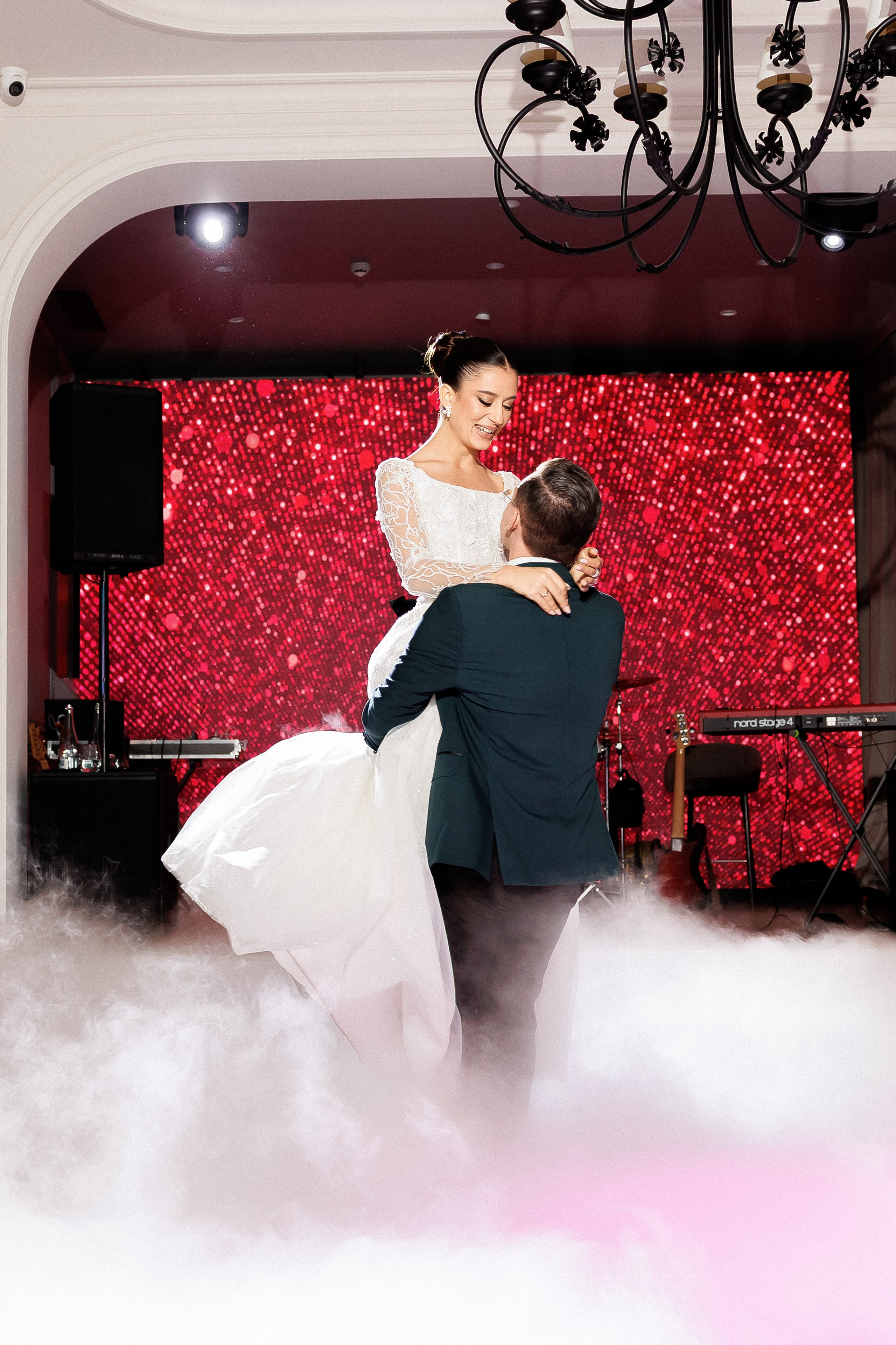 Serghei & Erica — Queen Residence. Servicii Foto și Video 067188353